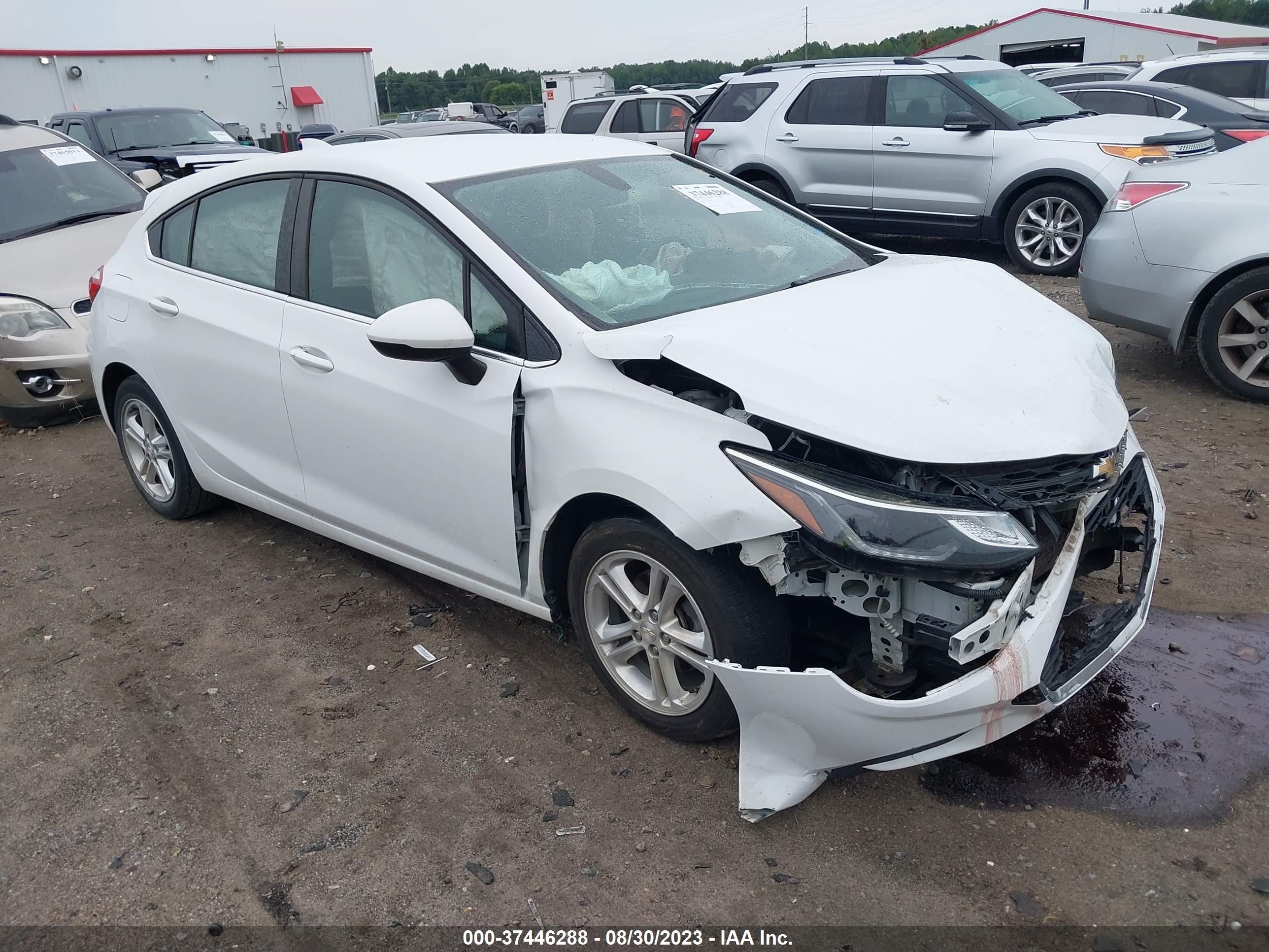 CHEVROLET CRUZE 2017 3g1be6sm8hs612800