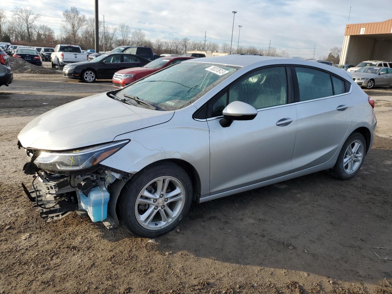 CHEVROLET CRUZE 2018 3g1be6sm8js655202