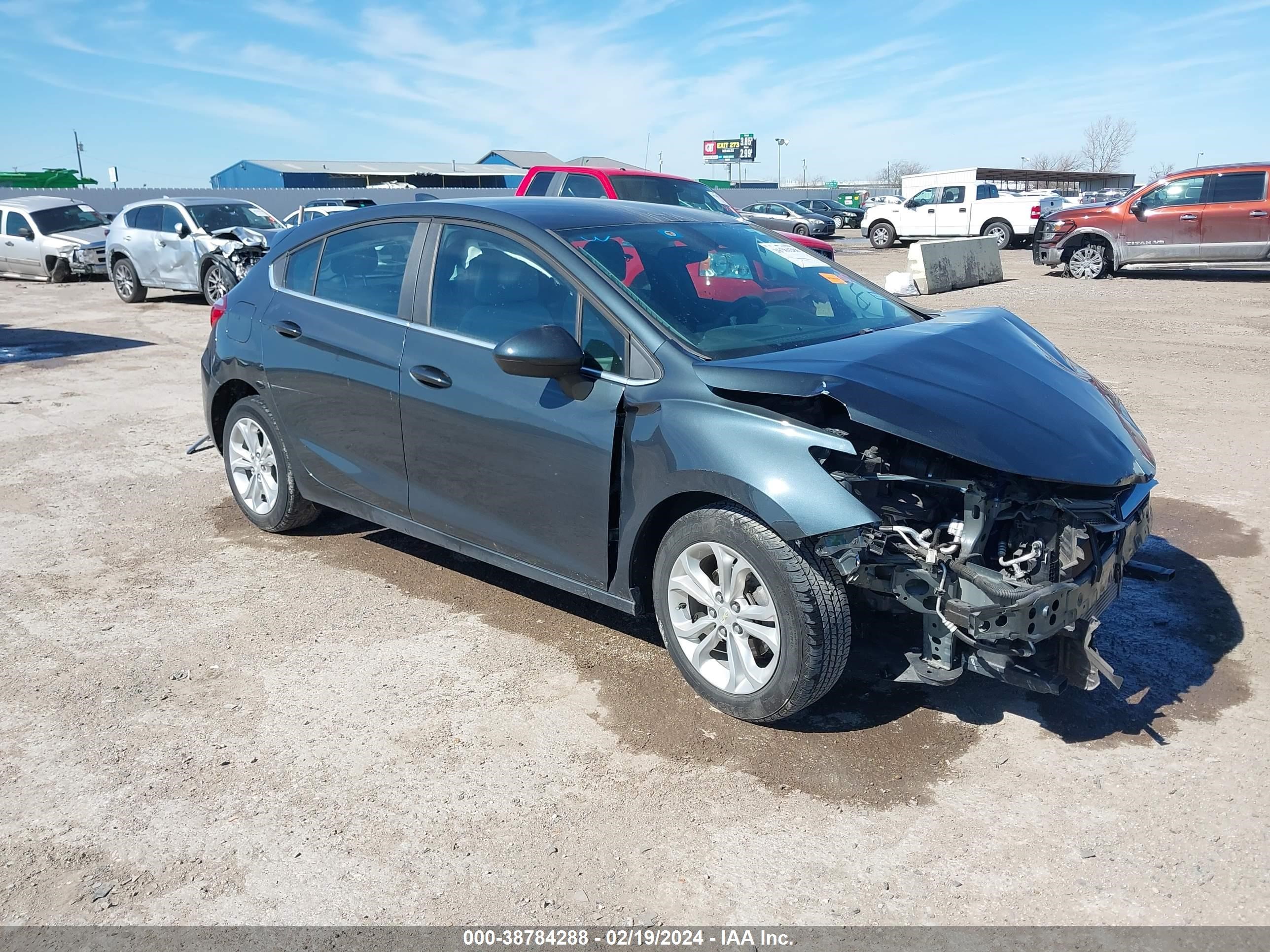 CHEVROLET CRUZE 2019 3g1be6sm9ks549195