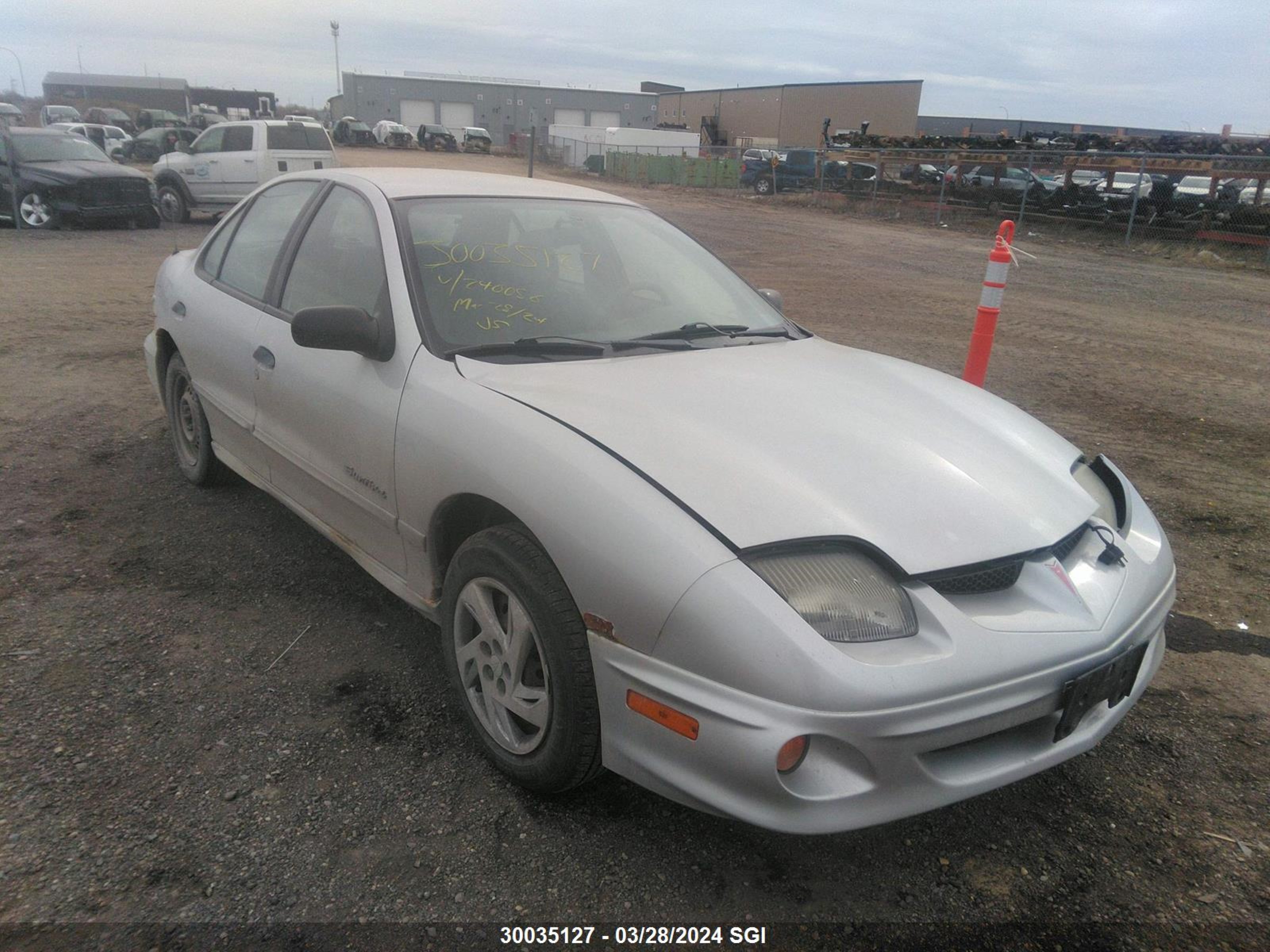 PONTIAC SUNFIRE 2000 3g2jb5242ys240056