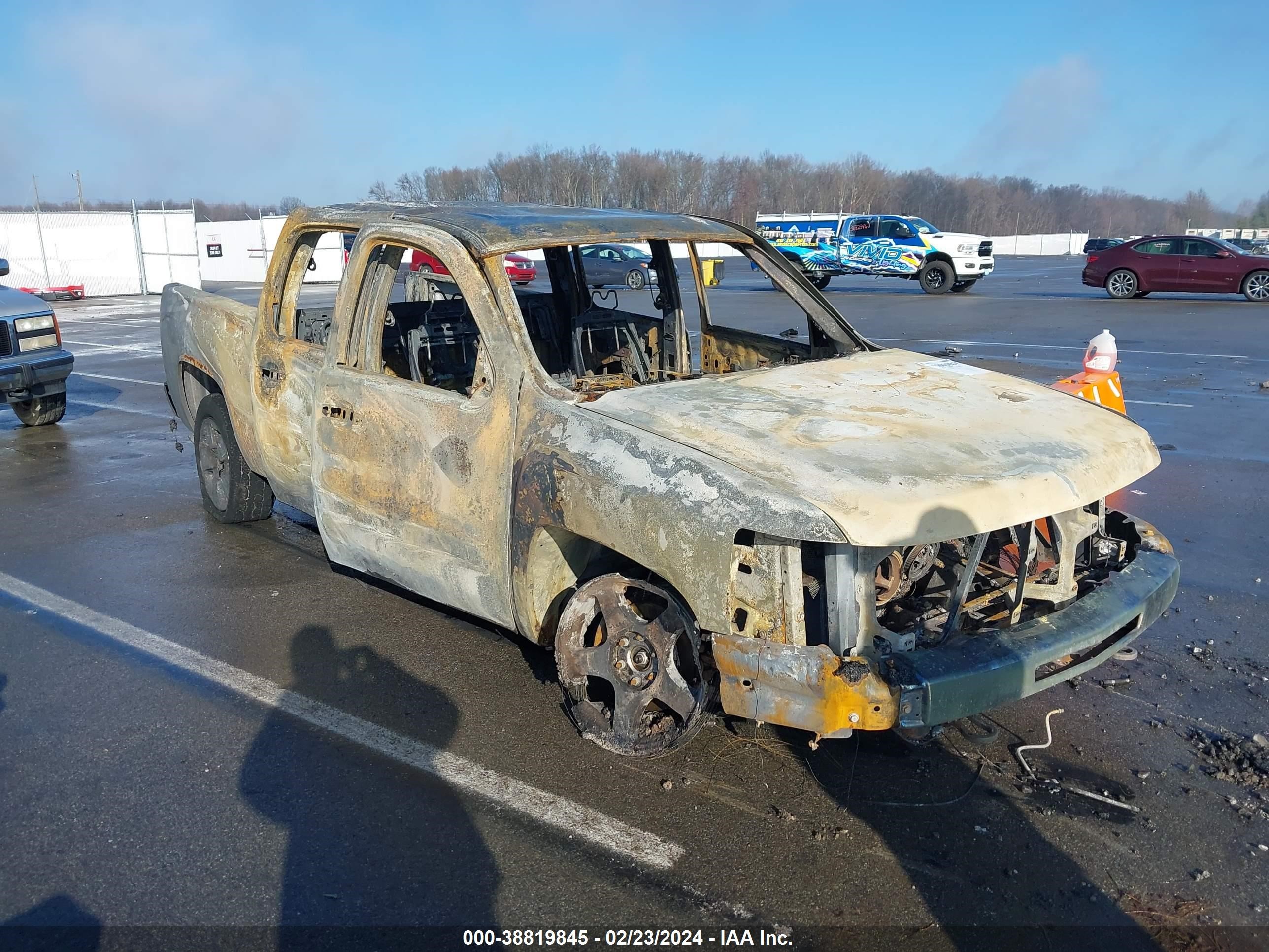 CHEVROLET SILVERADO 2011 3gcpkse33bg294063