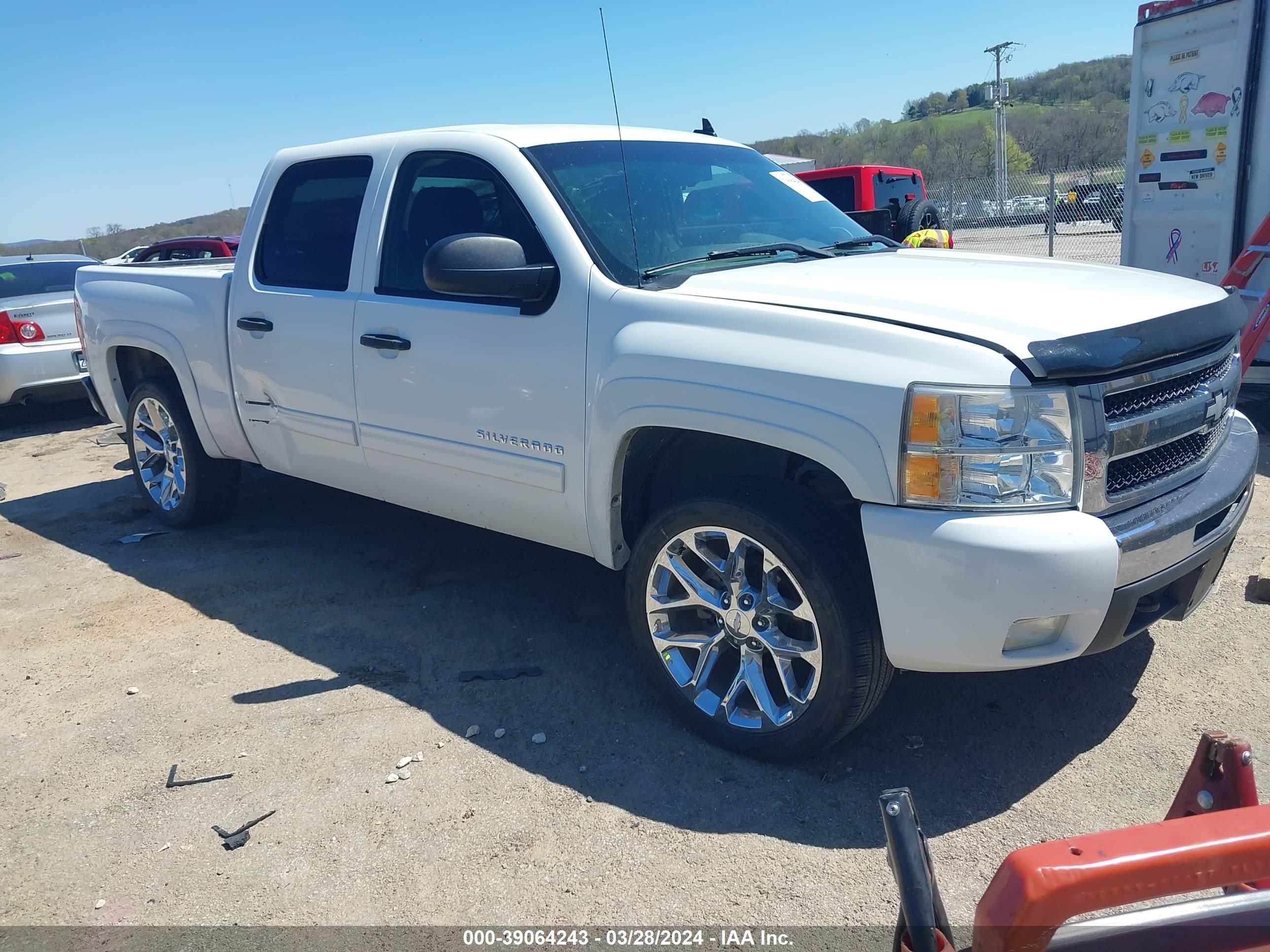 CHEVROLET SILVERADO 2011 3gcpkse38bg149195