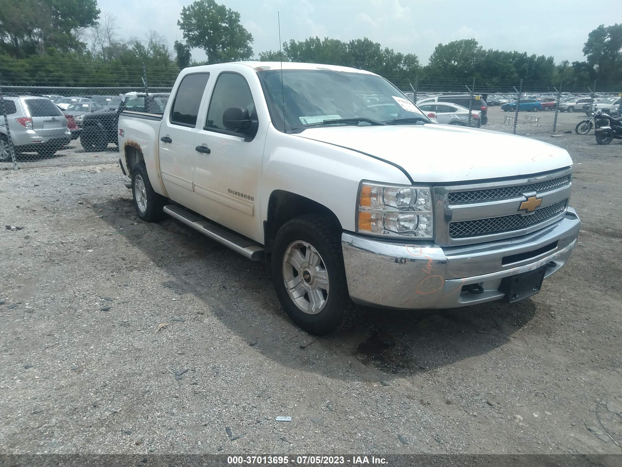 CHEVROLET SILVERADO 2013 3gcpkse70dg265674