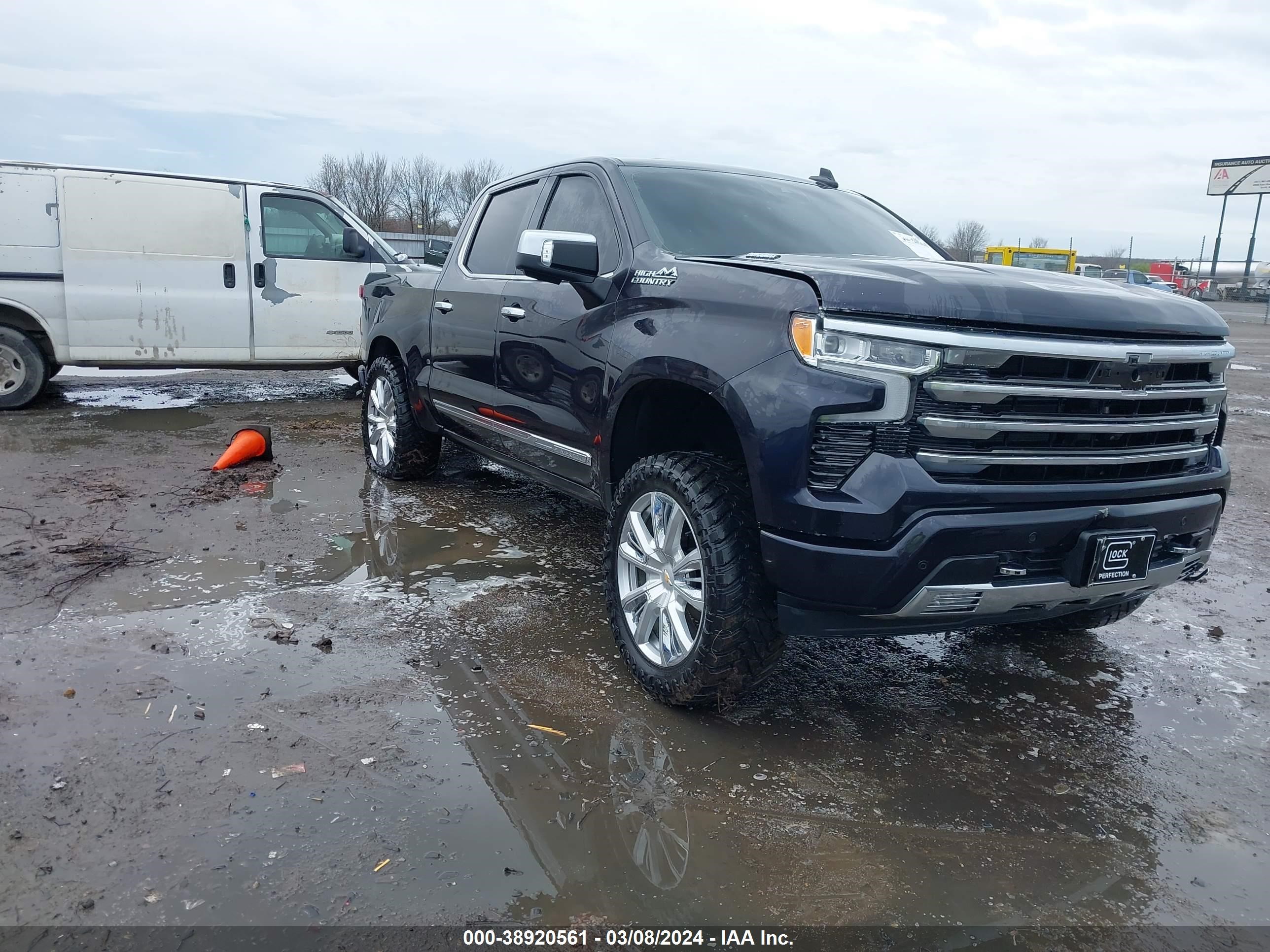 CHEVROLET SILVERADO 2023 3gcudje81pg107249