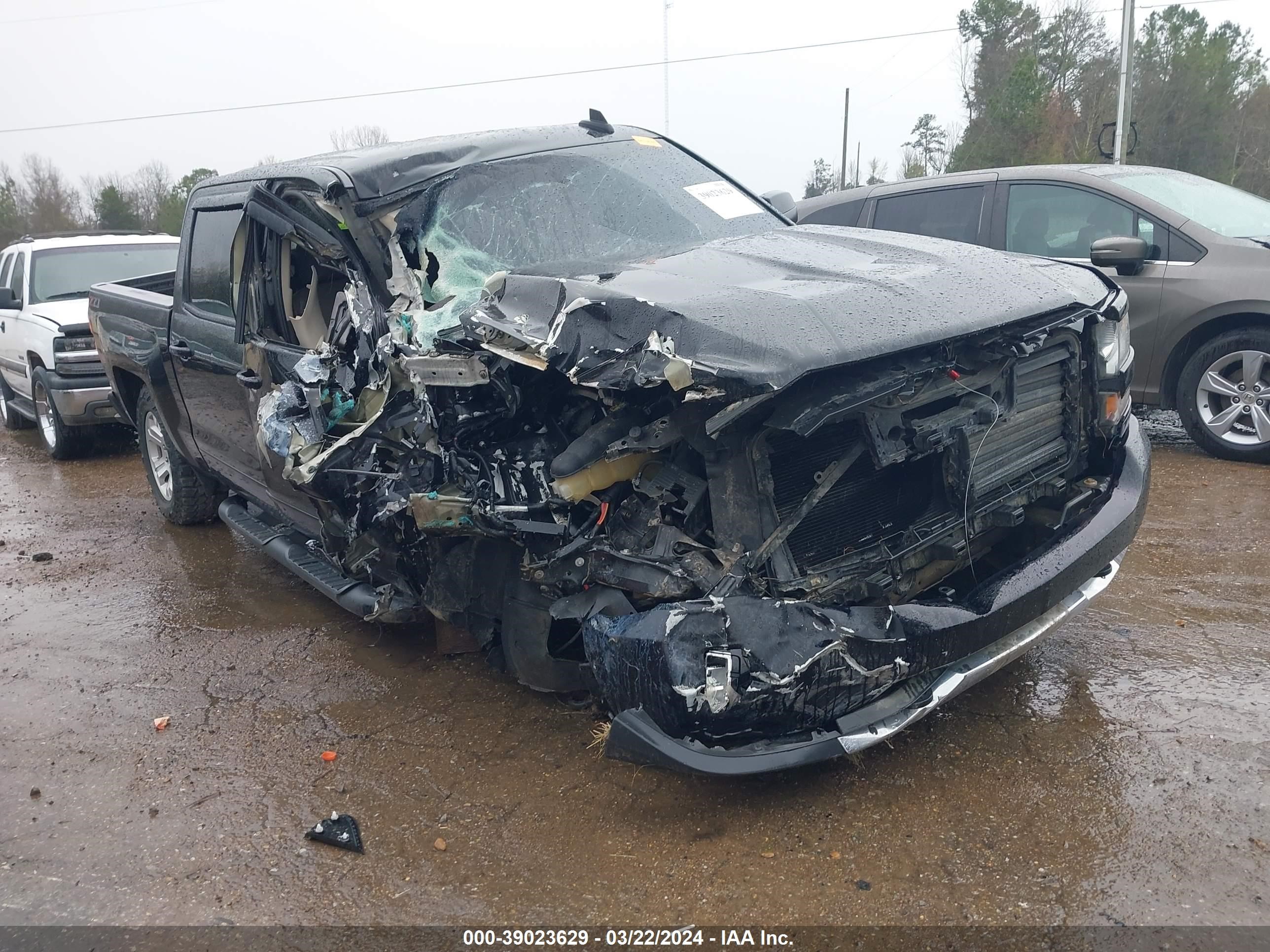 CHEVROLET SILVERADO 2018 3gcukrec1jg572839