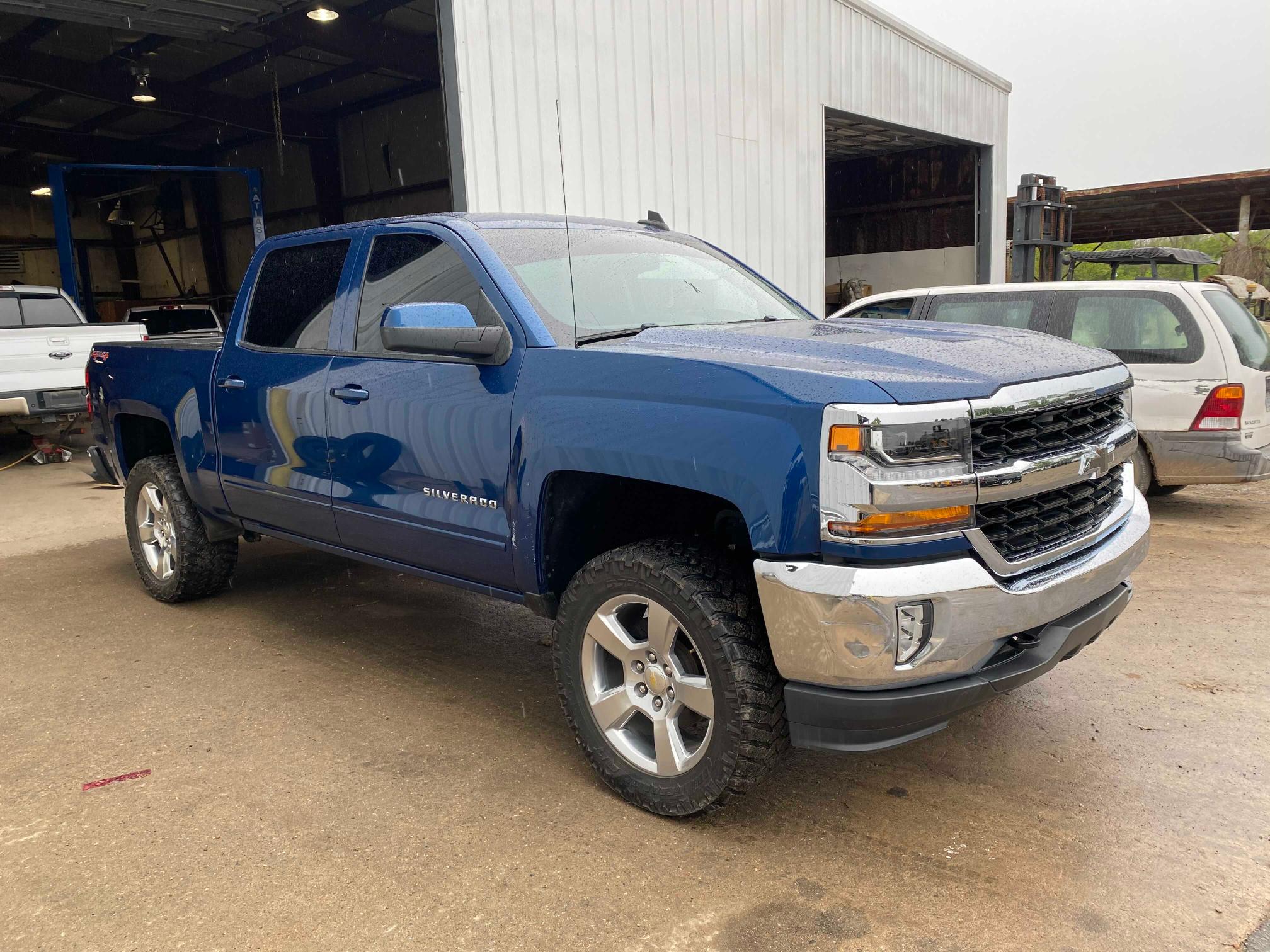 CHEVROLET SILVERADO 1500 2017 3gcukrec2hg244002