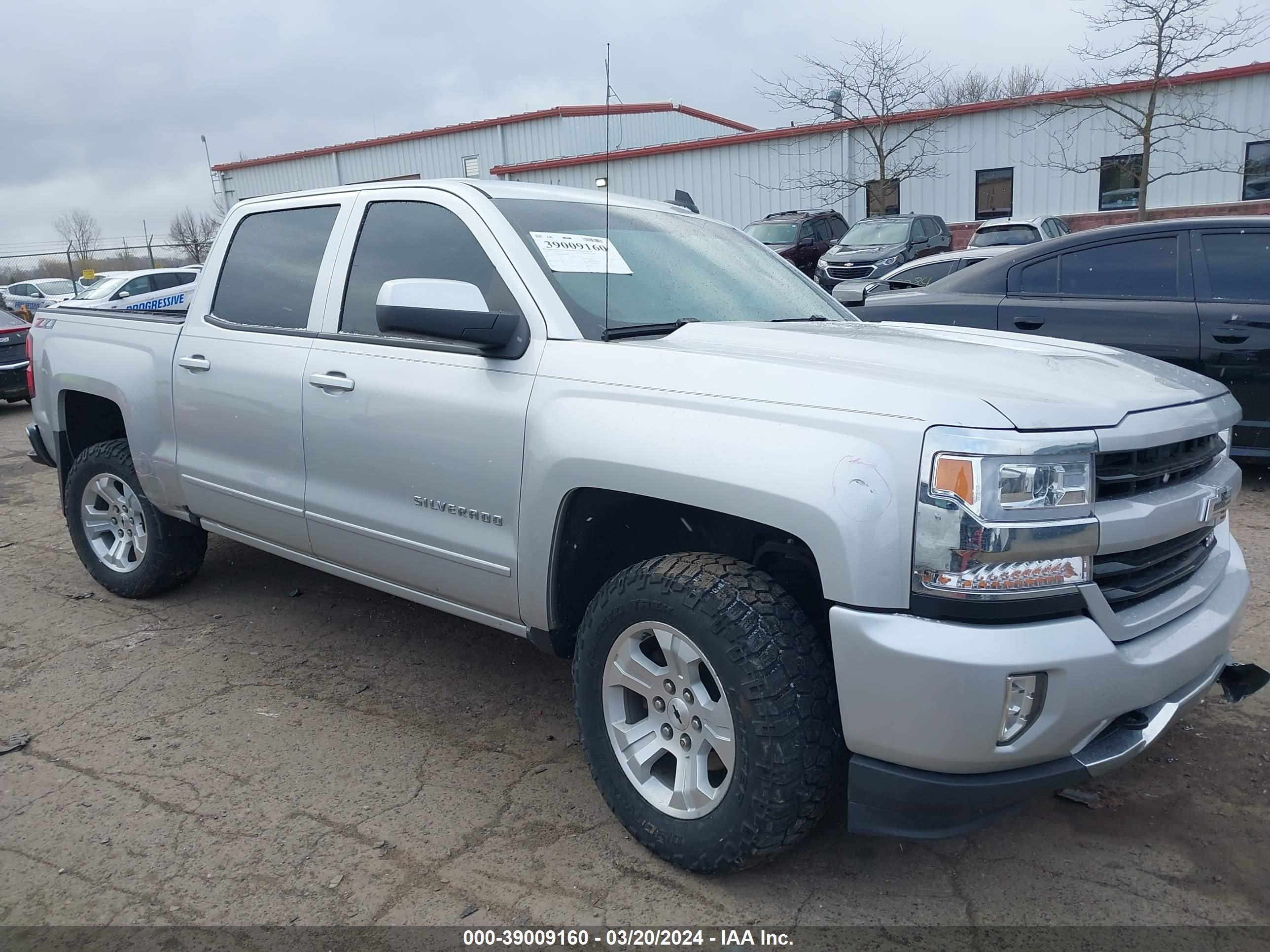 CHEVROLET SILVERADO 2018 3gcukrec3jg497710