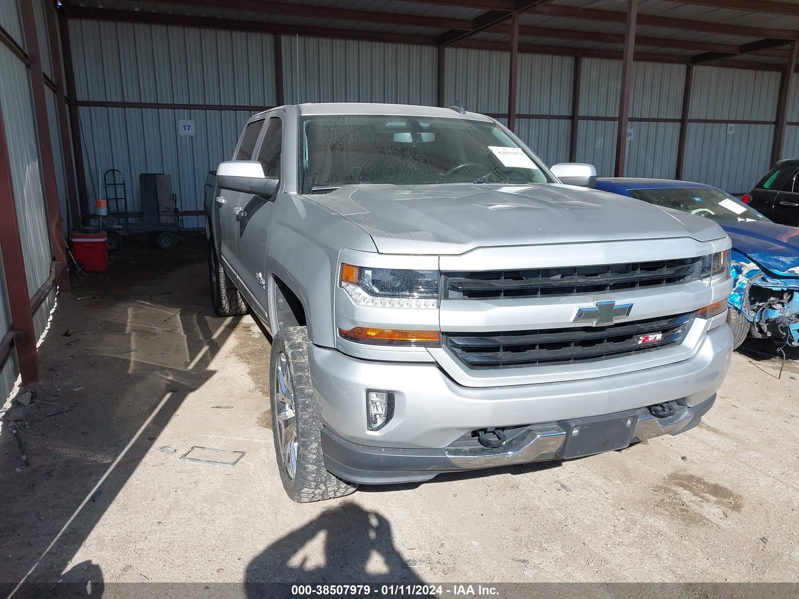 CHEVROLET SILVERADO 2018 3gcukrec3jg566301