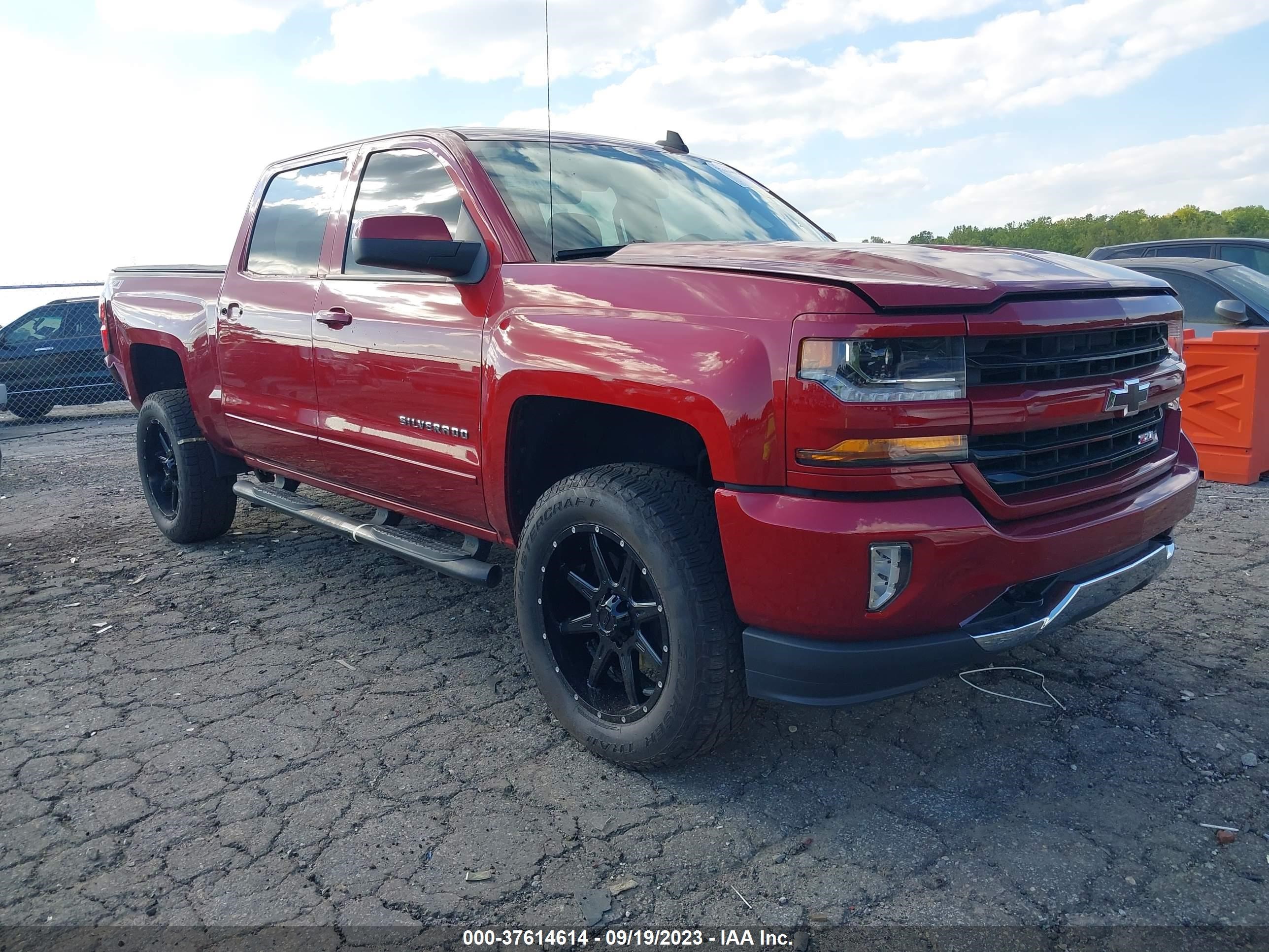 CHEVROLET SILVERADO 2018 3gcukrec4jg634041