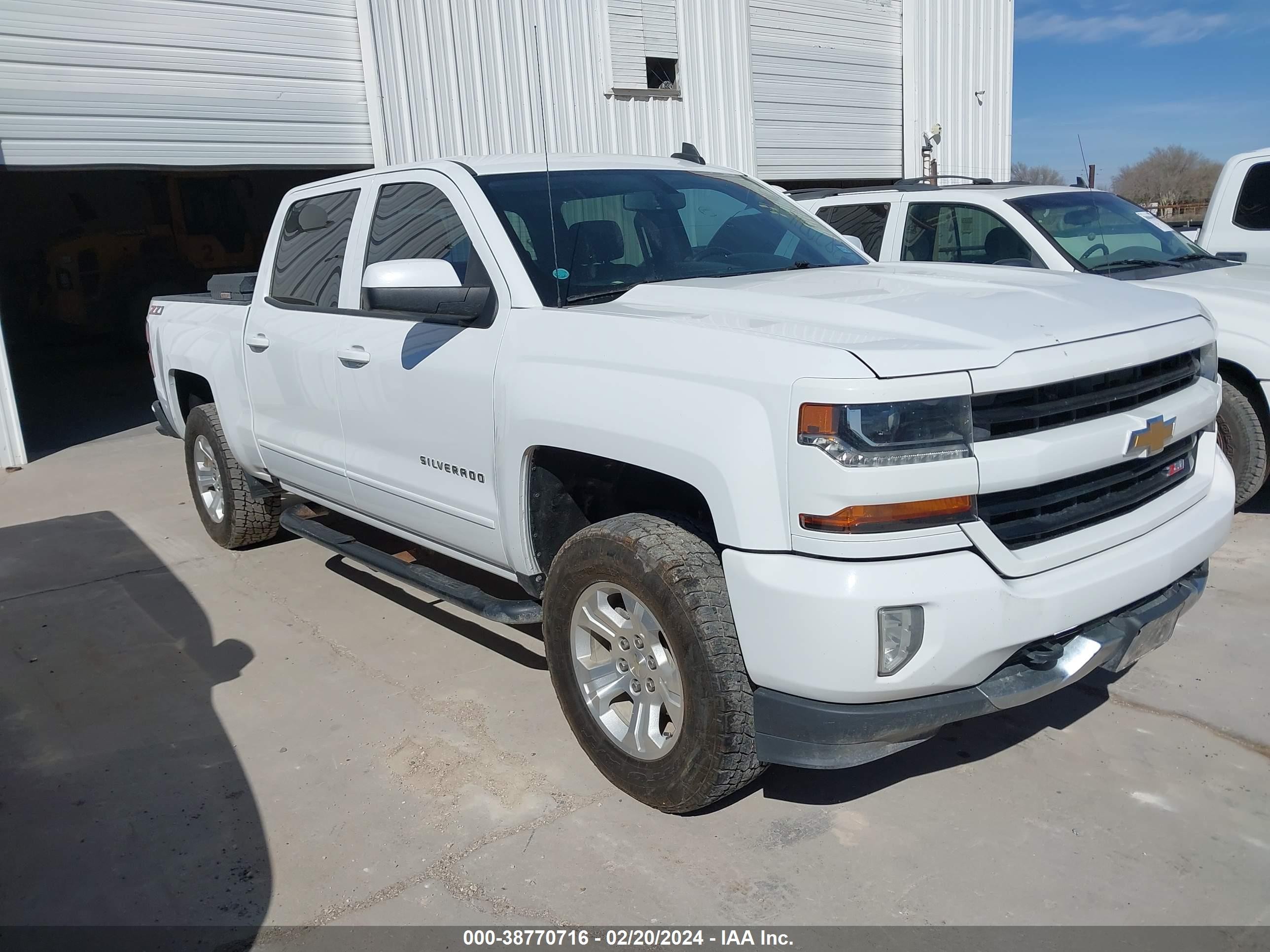 CHEVROLET SILVERADO 2018 3gcukrec5jg426119