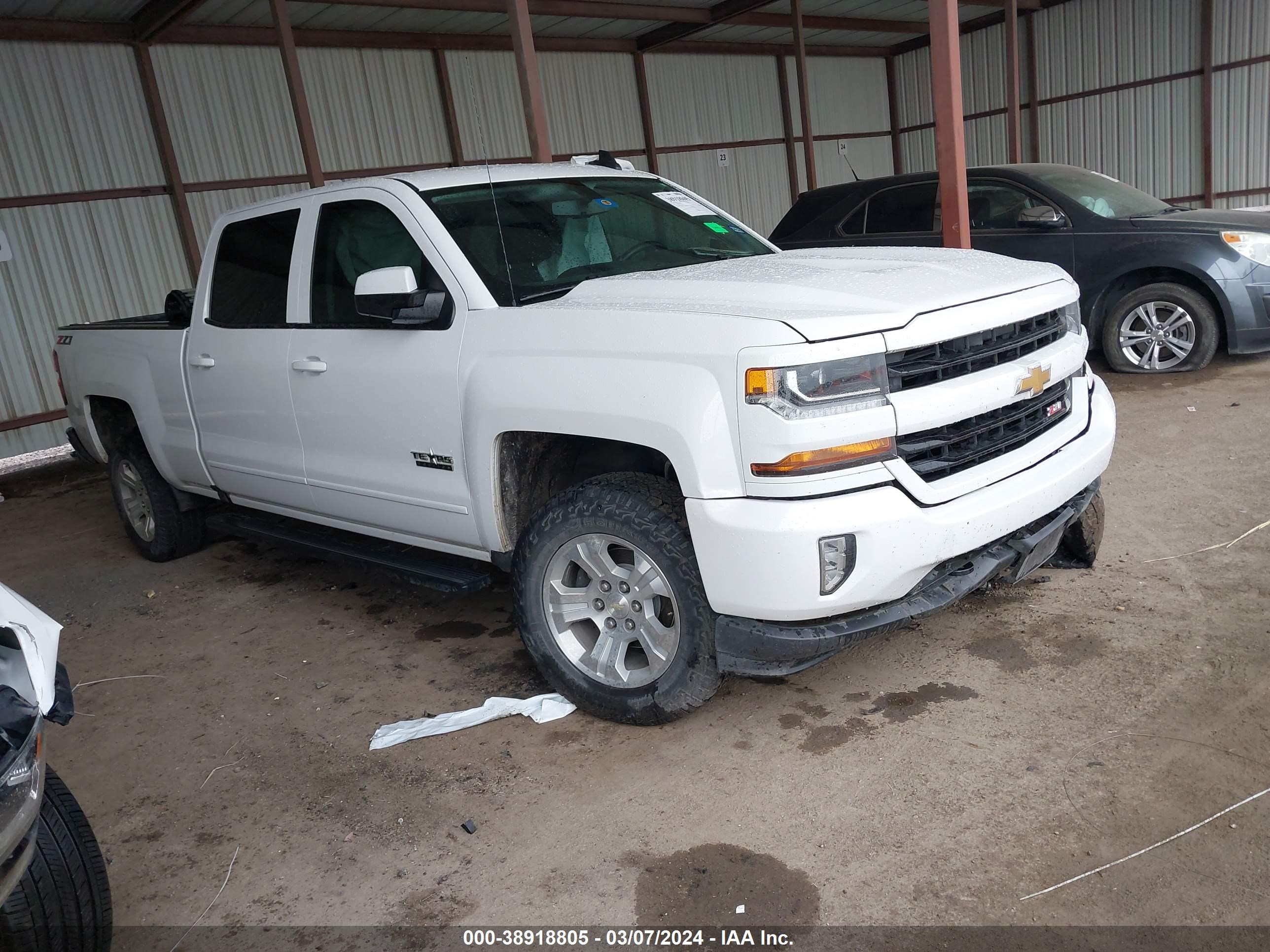 CHEVROLET SILVERADO 2018 3gcukrec5jg439288