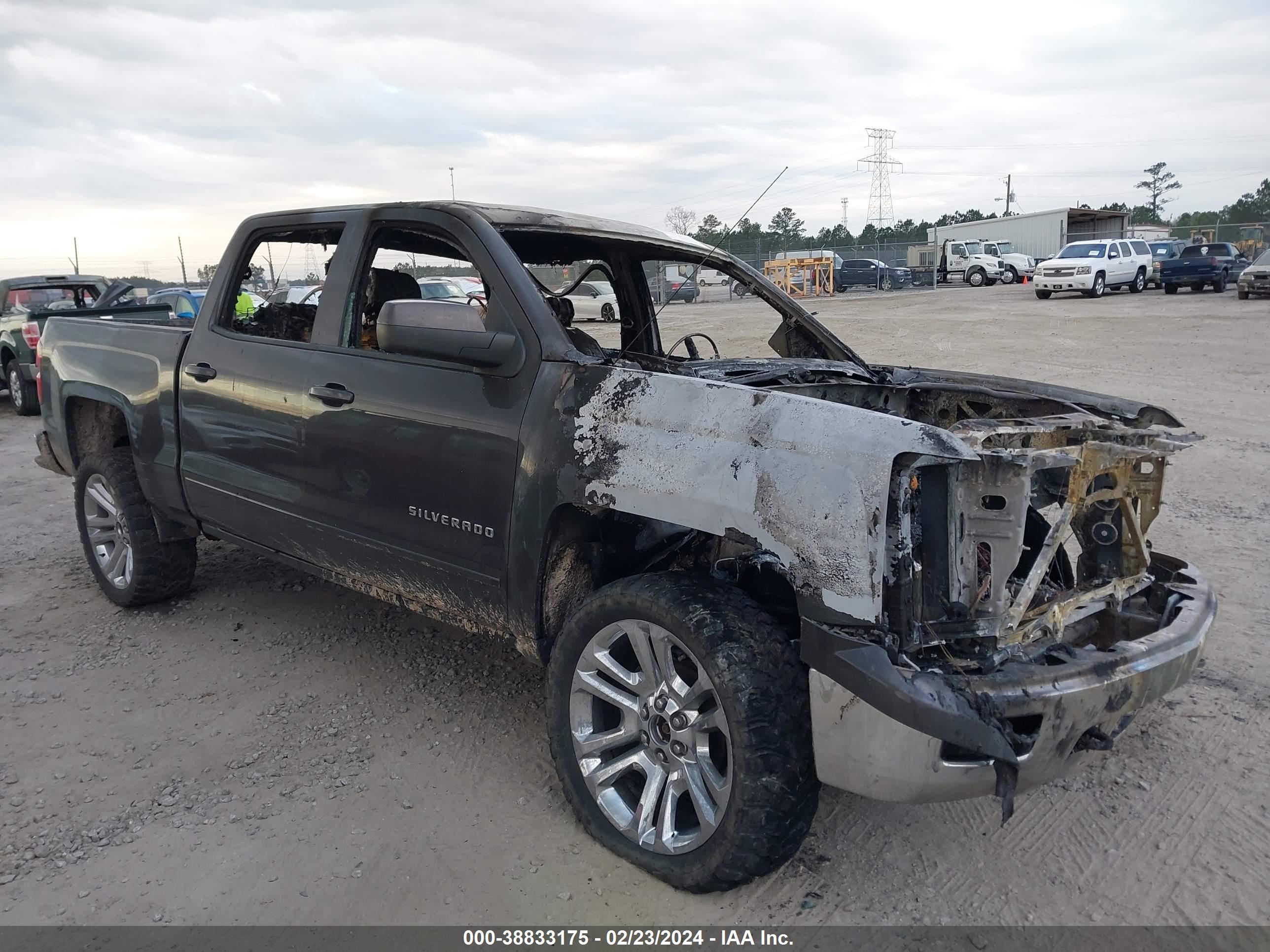 CHEVROLET SILVERADO 2015 3gcukrec6fg415377