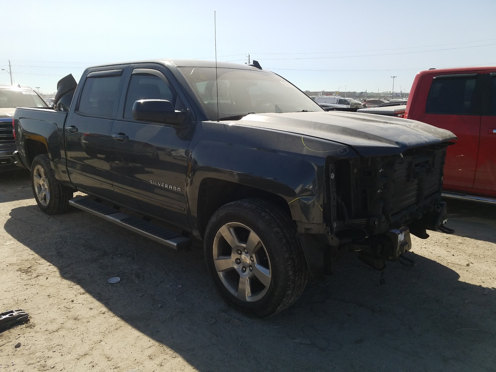 CHEVROLET SILVERADO 2018 3gcukrec6jg396001