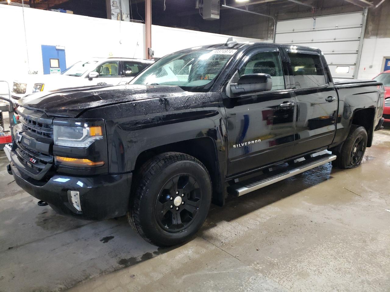 CHEVROLET SILVERADO 2018 3gcukrec8jg101979