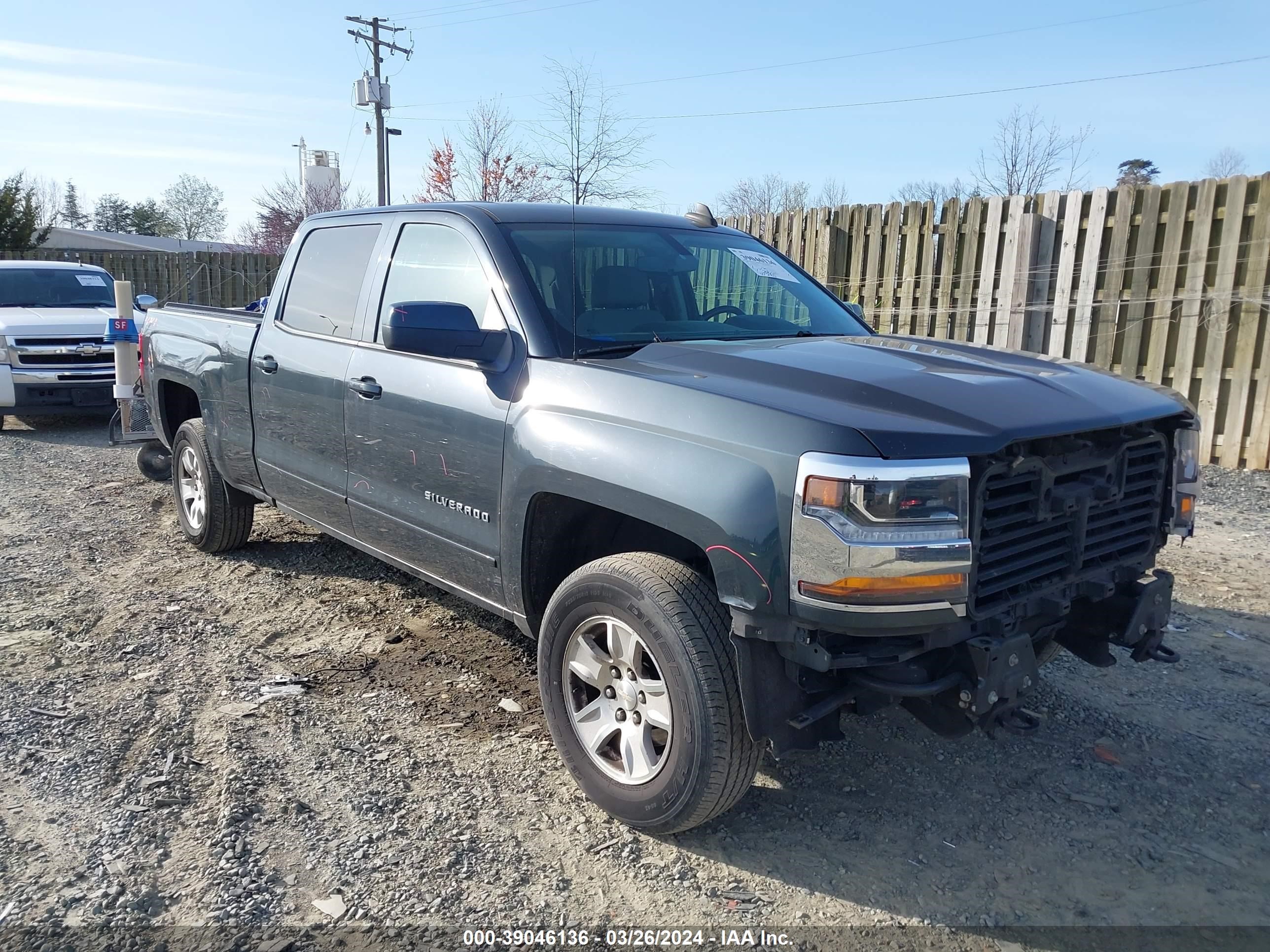 CHEVROLET SILVERADO 2018 3gcukrec8jg560784