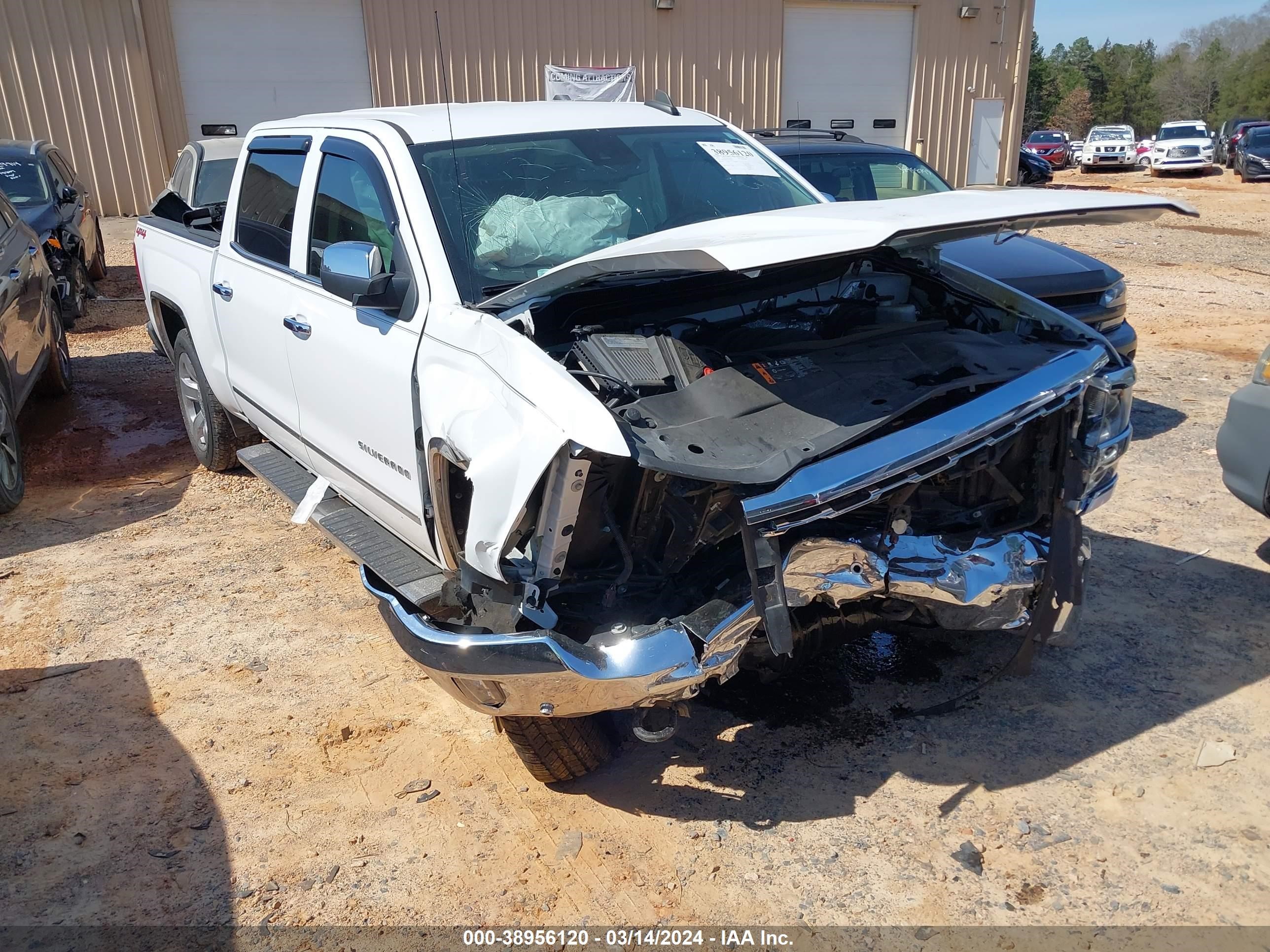 CHEVROLET SILVERADO 2018 3gcuksec1jg325599