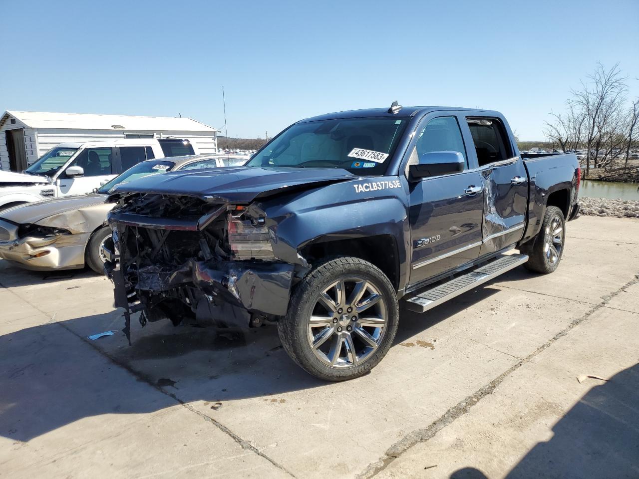 CHEVROLET SILVERADO 2018 3gcuksec2jg512138