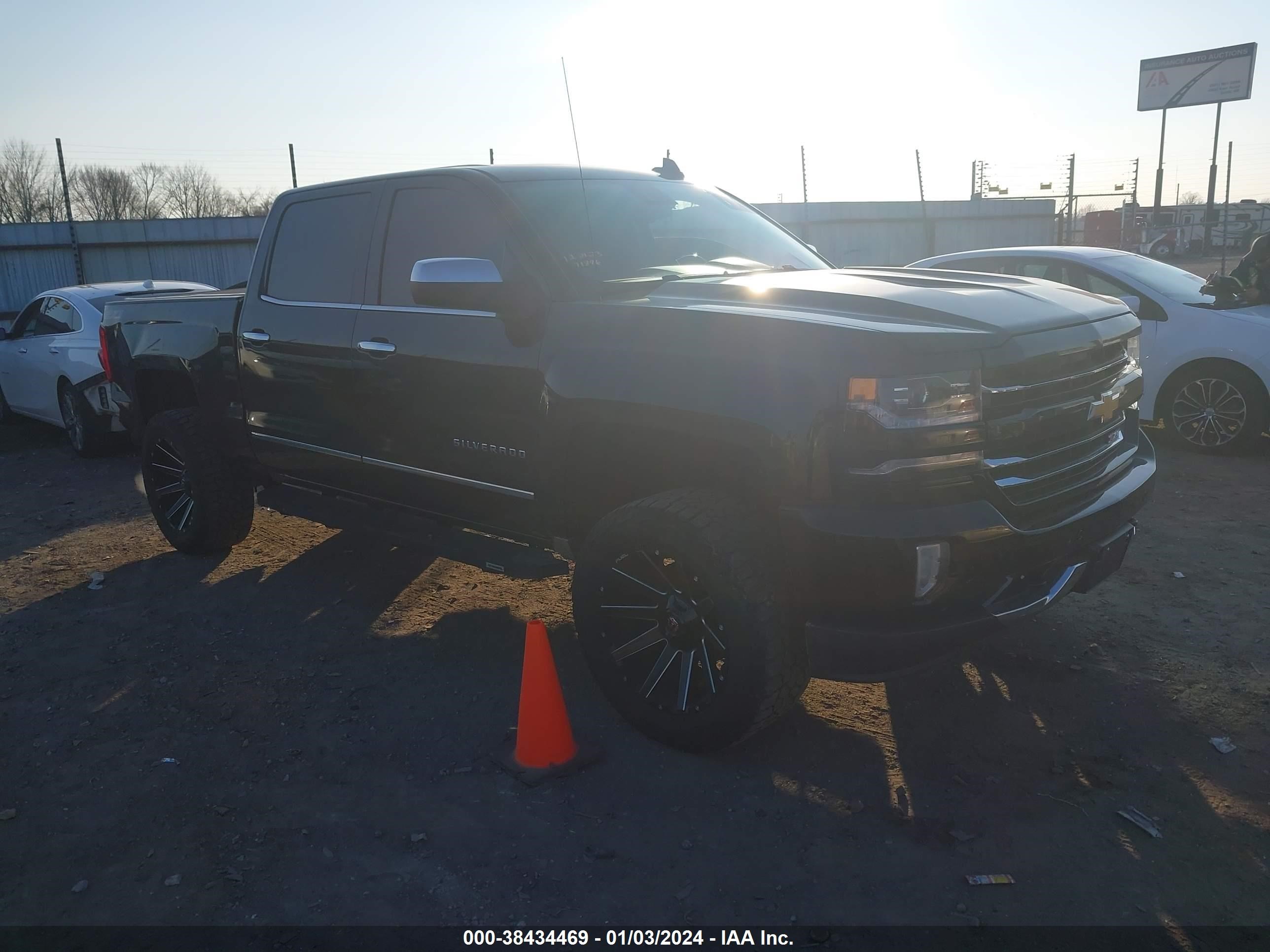 CHEVROLET SILVERADO 2017 3gcuksec6hg499100