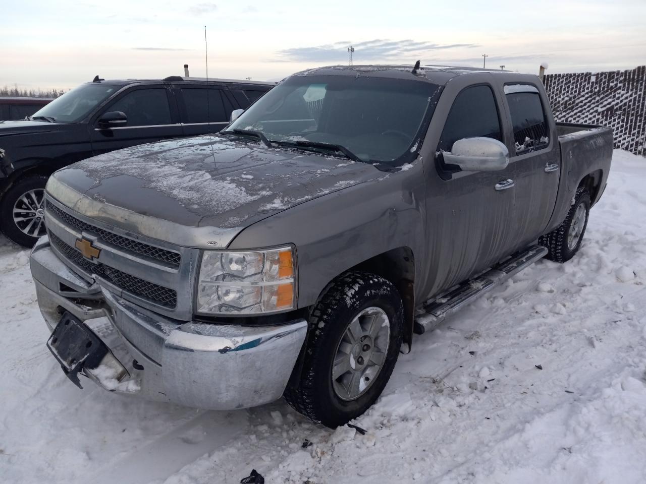 CHEVROLET SILVERADO 2013 3gcukuej1dg268402