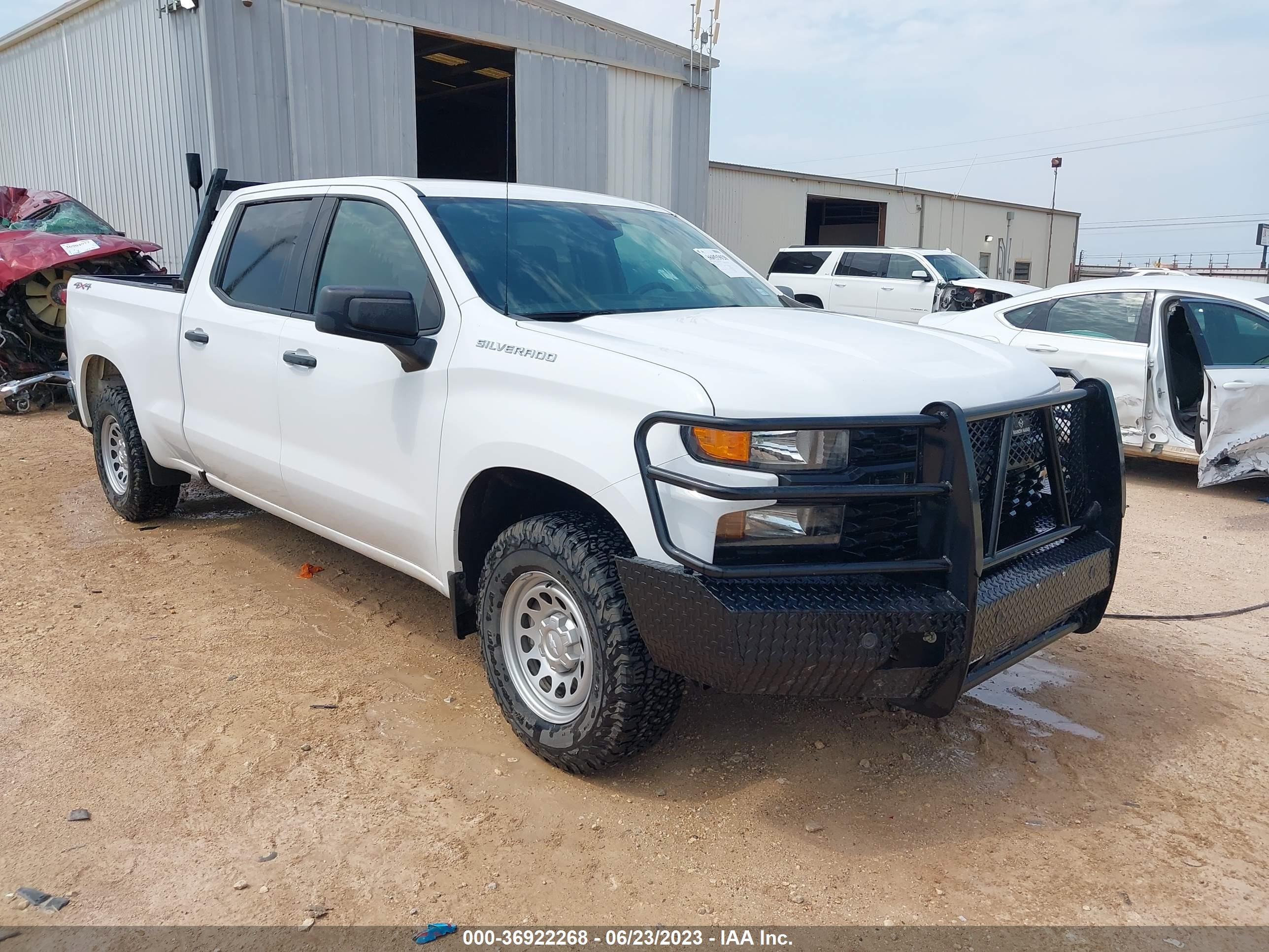 CHEVROLET SILVERADO 2020 3gcuyaef5lg345392