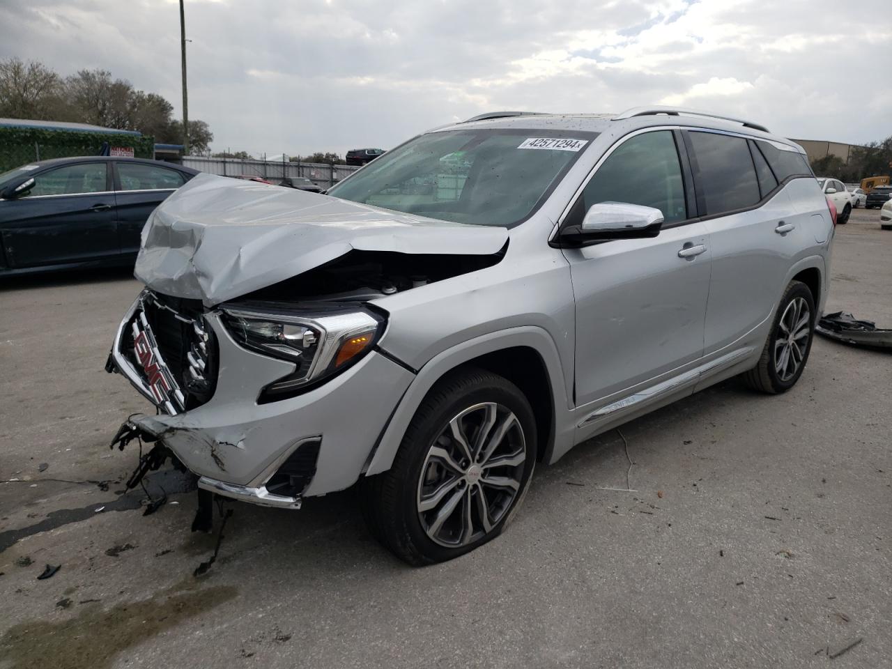 GMC TERRAIN 2019 3gkalsex4kl374828