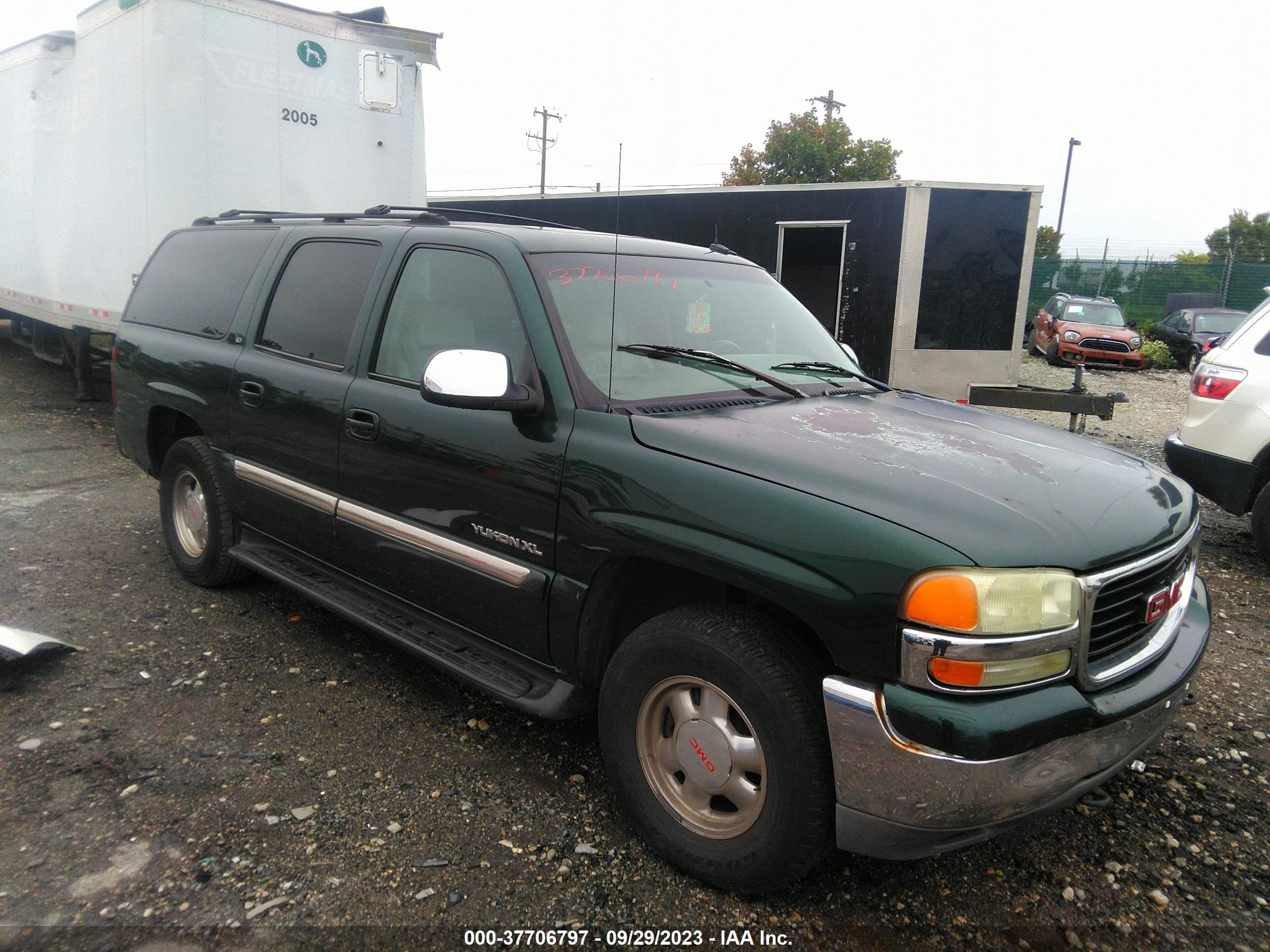 GMC YUKON 2002 3gkfk16z22g310136