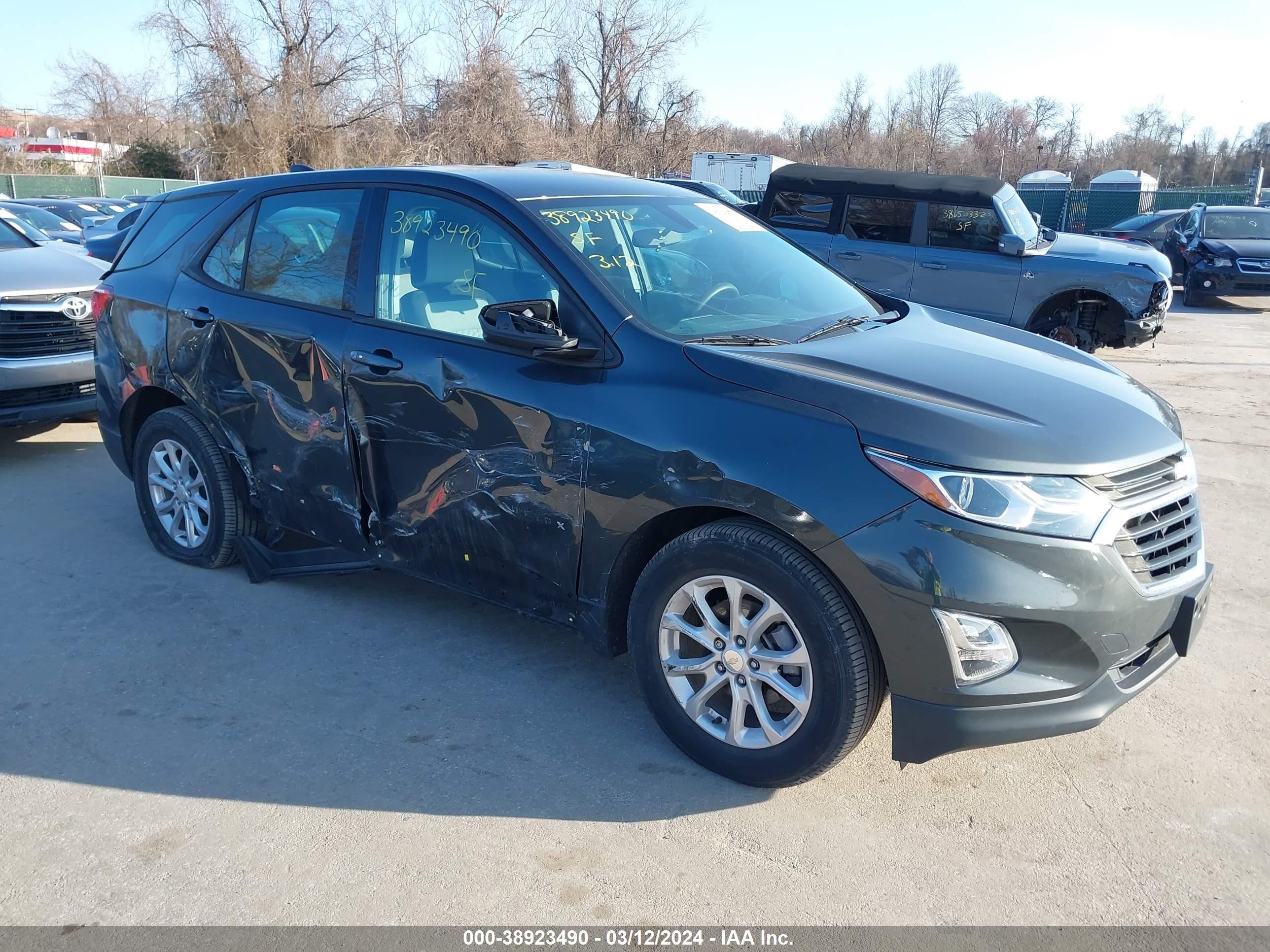 CHEVROLET EQUINOX 2019 3gnaxhev5ks656944