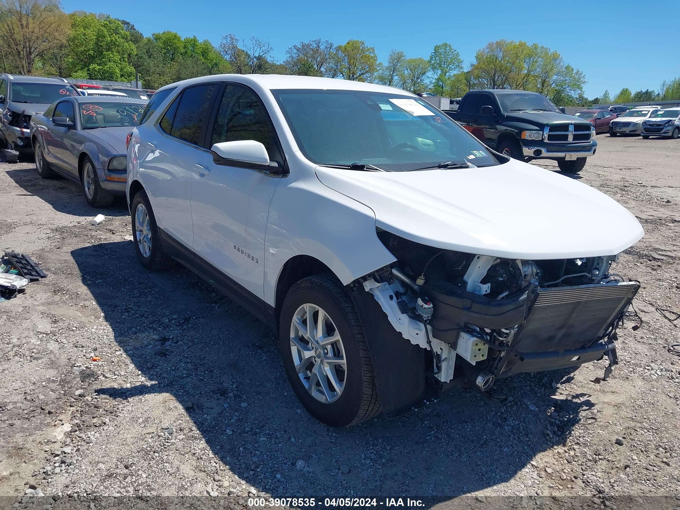 CHEVROLET EQUINOX 2022 3gnaxuev6nl135657