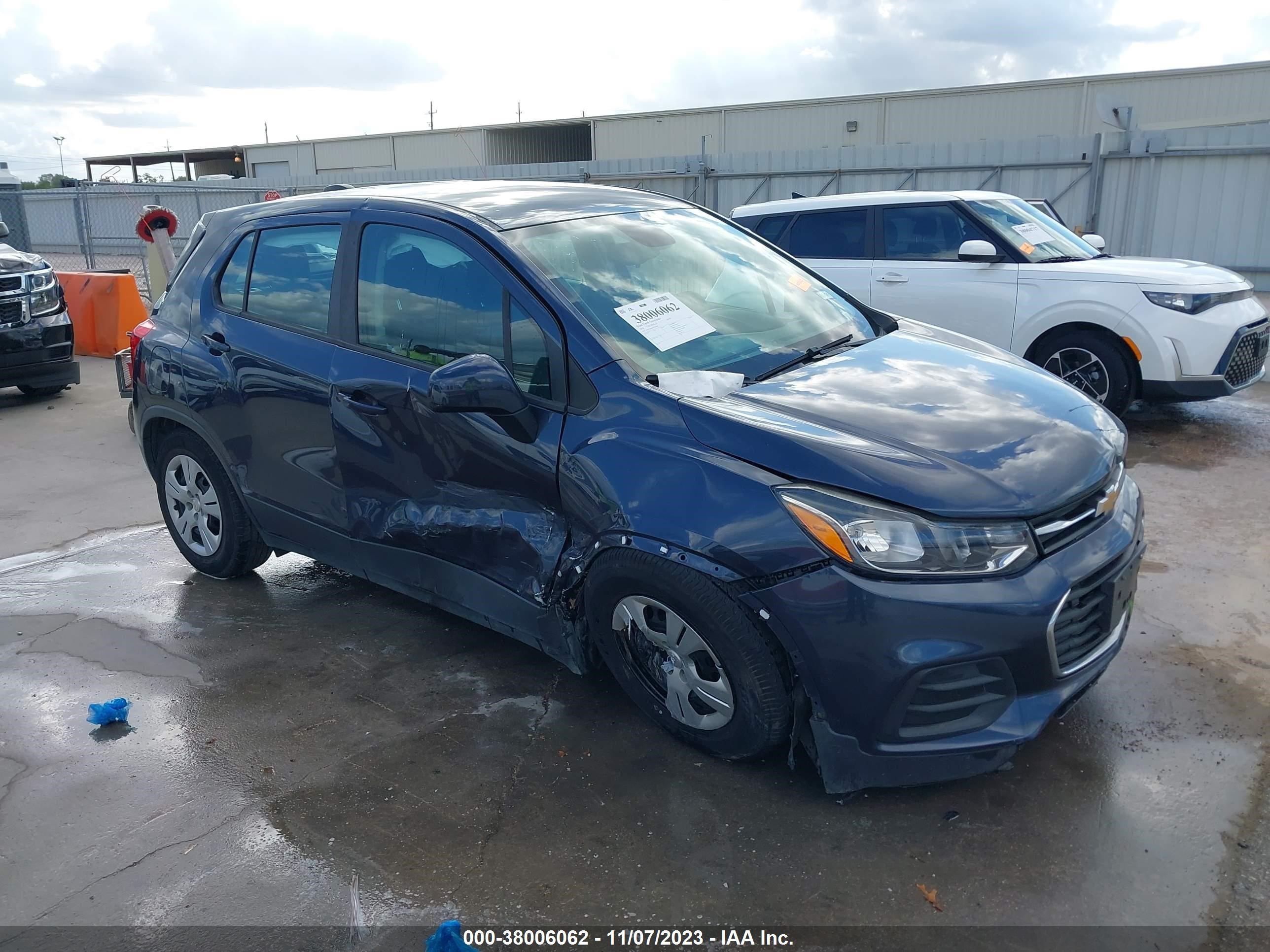 CHEVROLET TRAX 2018 3gncjksb1jl360460