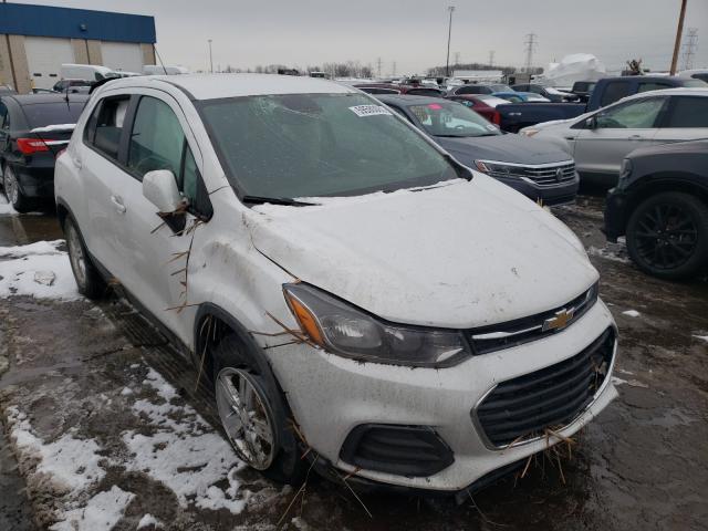 CHEVROLET TRAX LS 2019 3gncjksb3kl323217