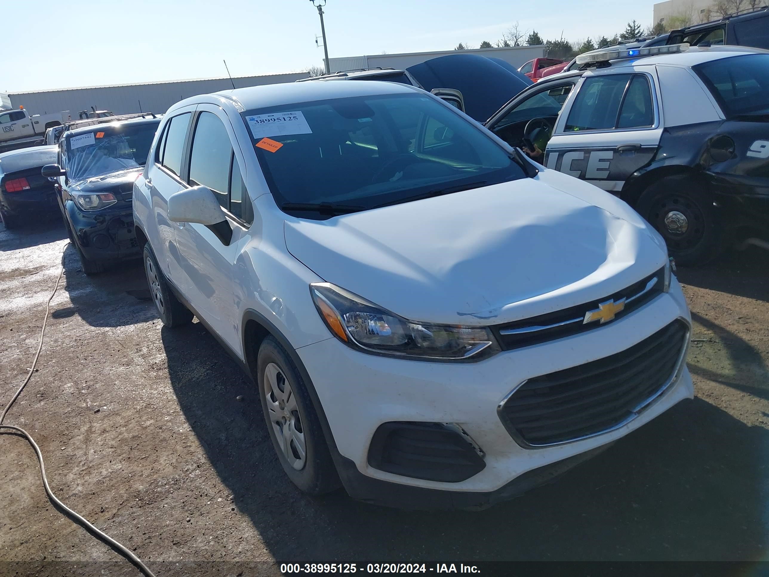 CHEVROLET TRAX 2018 3gncjksb4jl224856