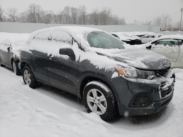 CHEVROLET TRAX LS 2019 3gncjnsb2kl400452