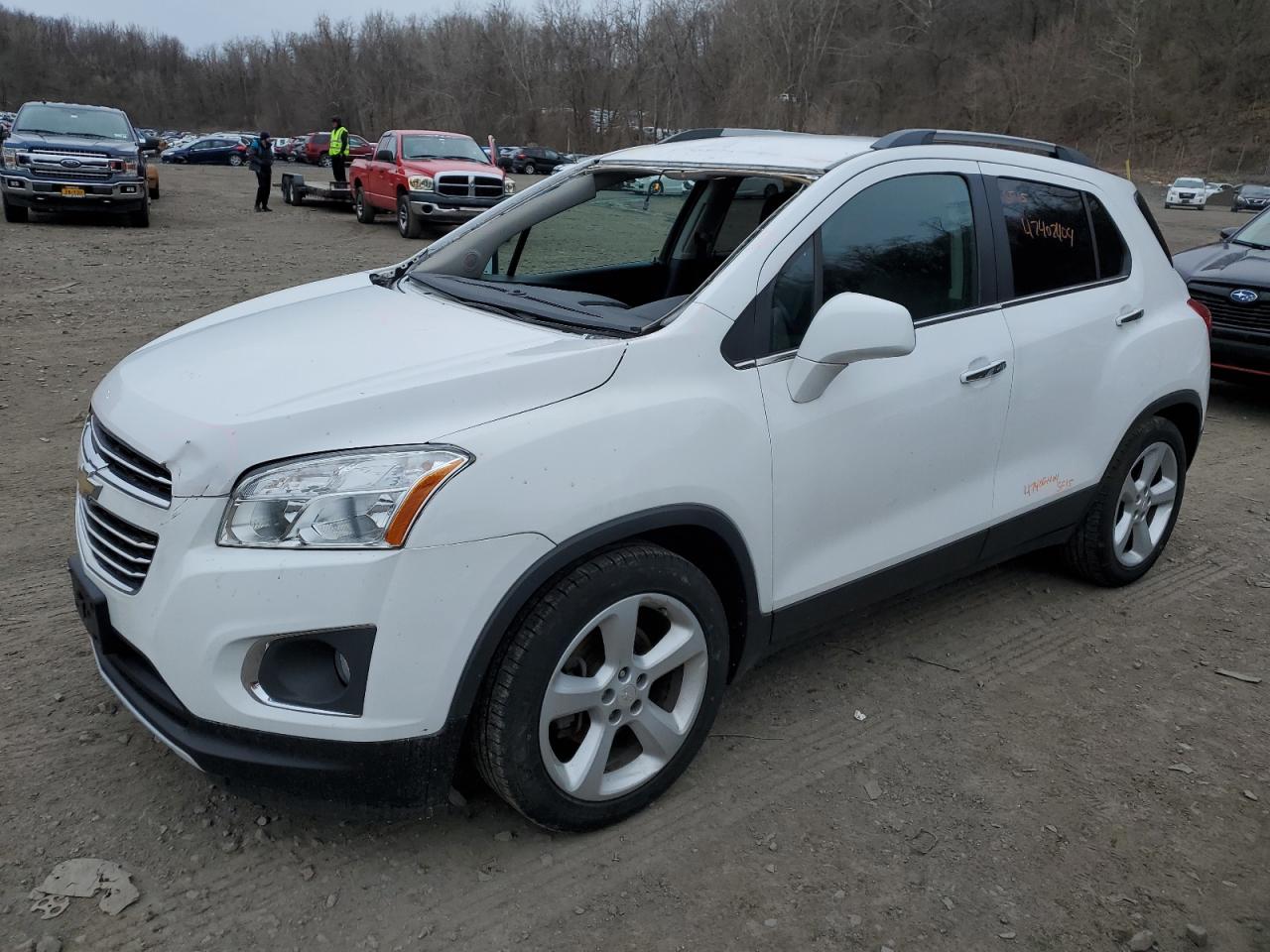 CHEVROLET TRAX 2015 3gncjnsb3fl170832