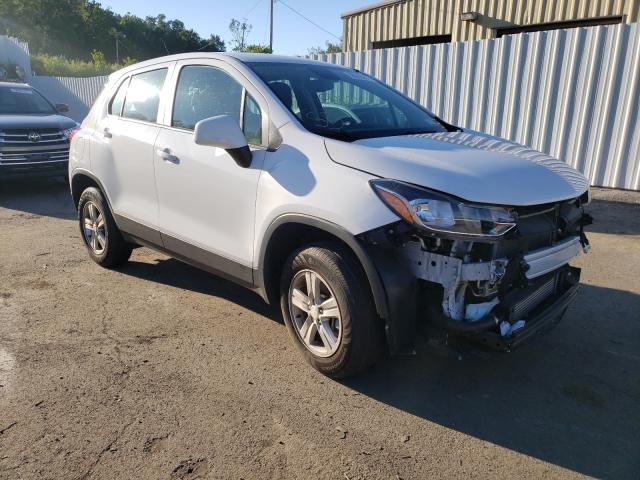 CHEVROLET TRAX LS 2018 3gncjnsb5jl320318