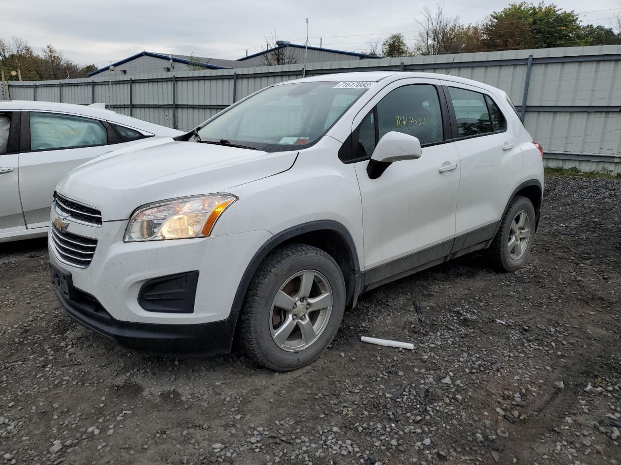 CHEVROLET TRAX 2015 3gncjpsb0fl243392