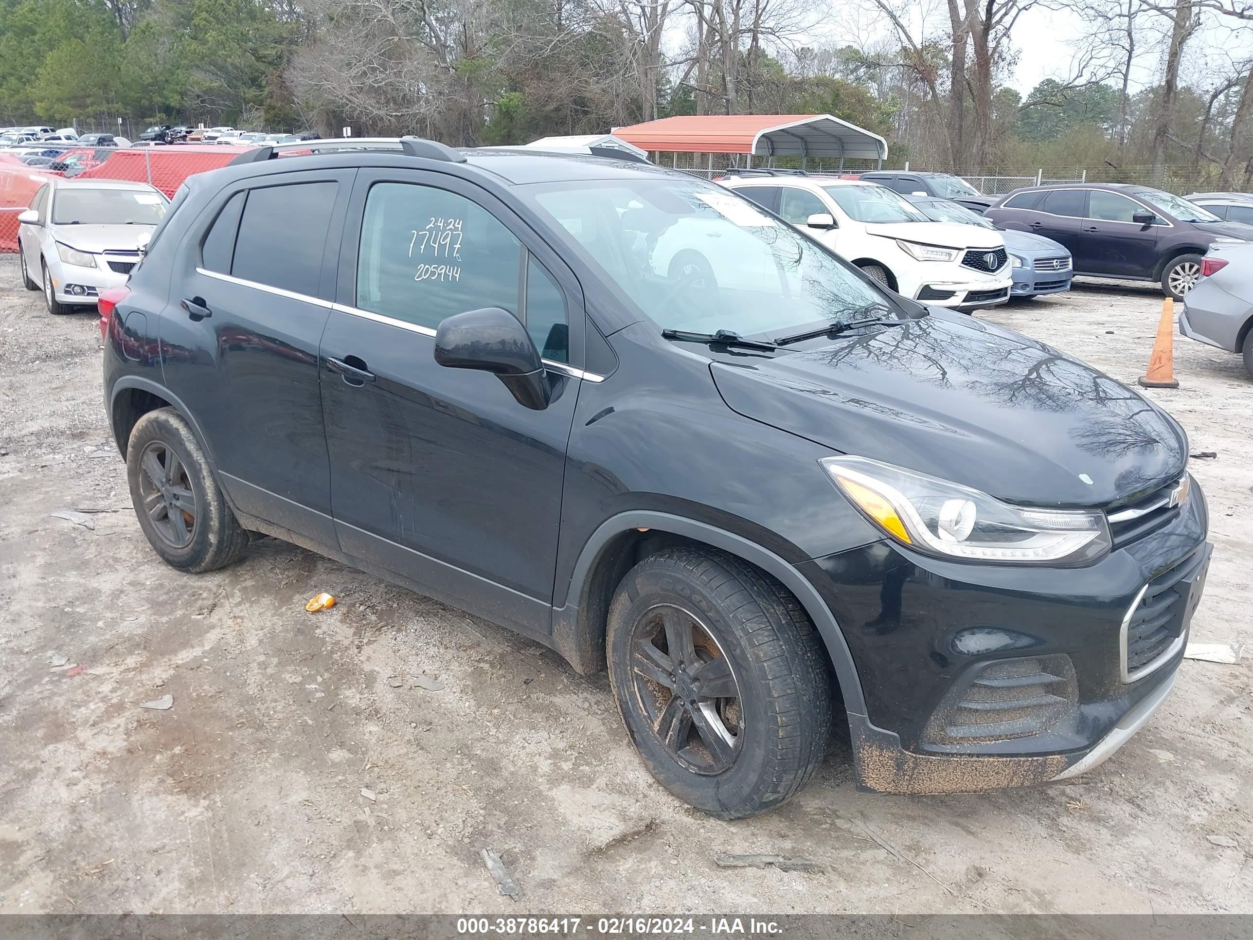 CHEVROLET TRAX 2017 3gncjpsb8hl177497