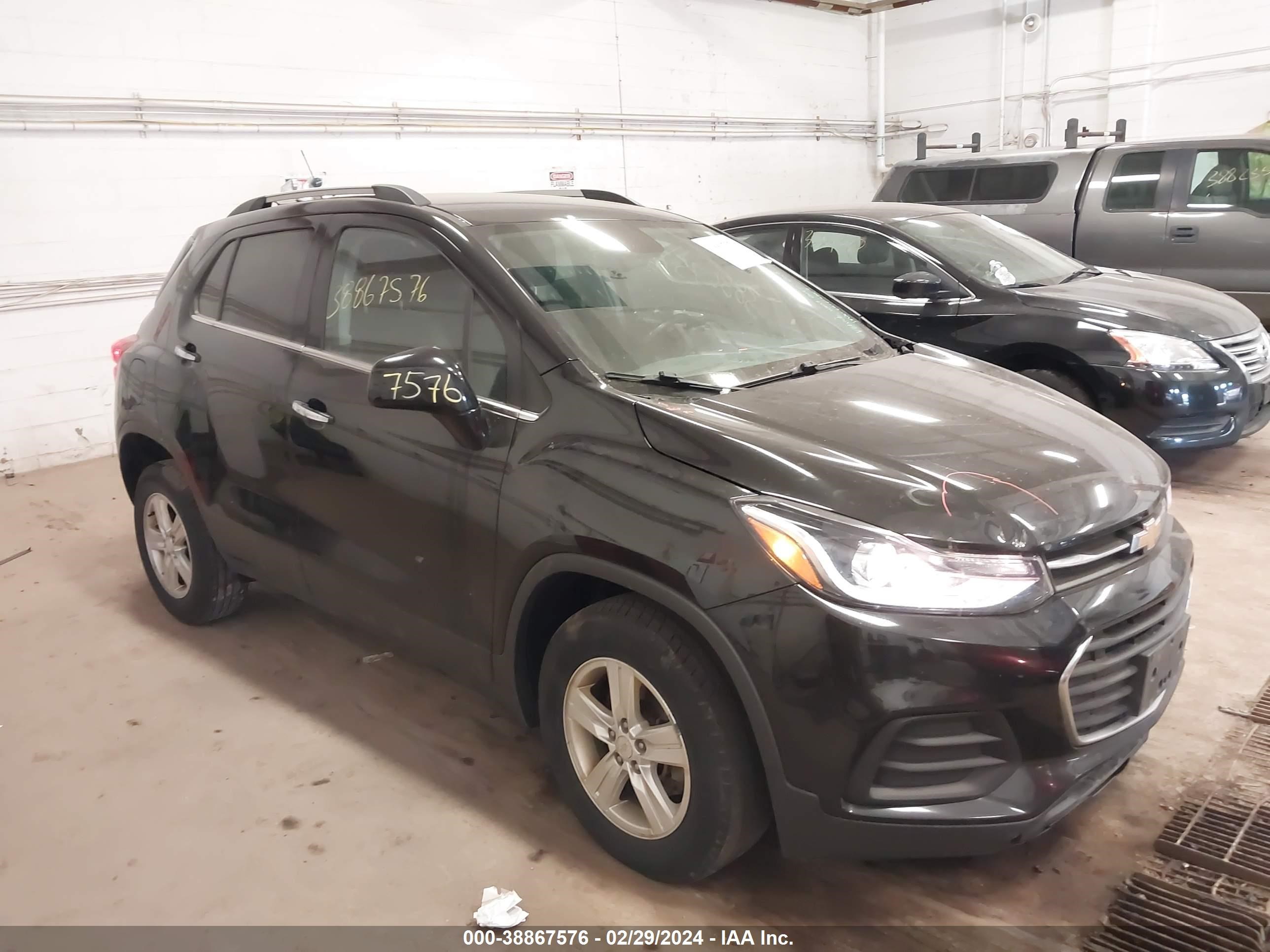 CHEVROLET TRAX 2018 3gncjpsb8jl262653