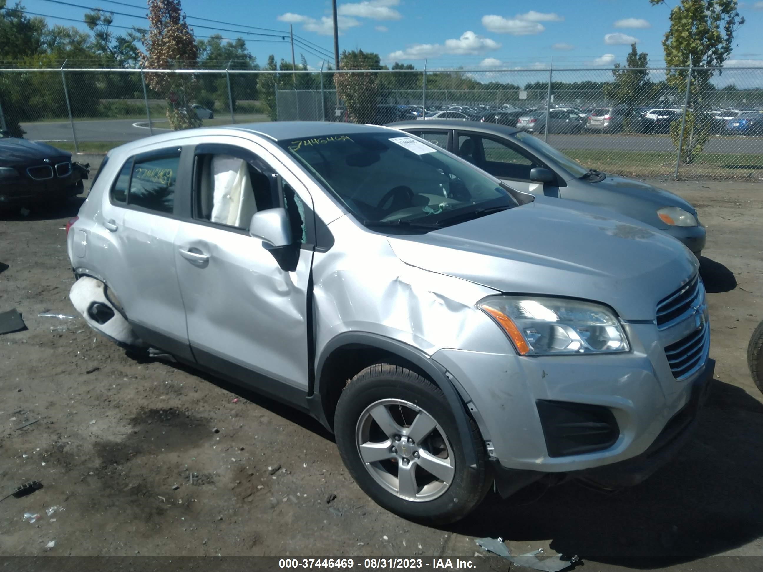 CHEVROLET TRAX 2015 3gncjpsb9fl192474