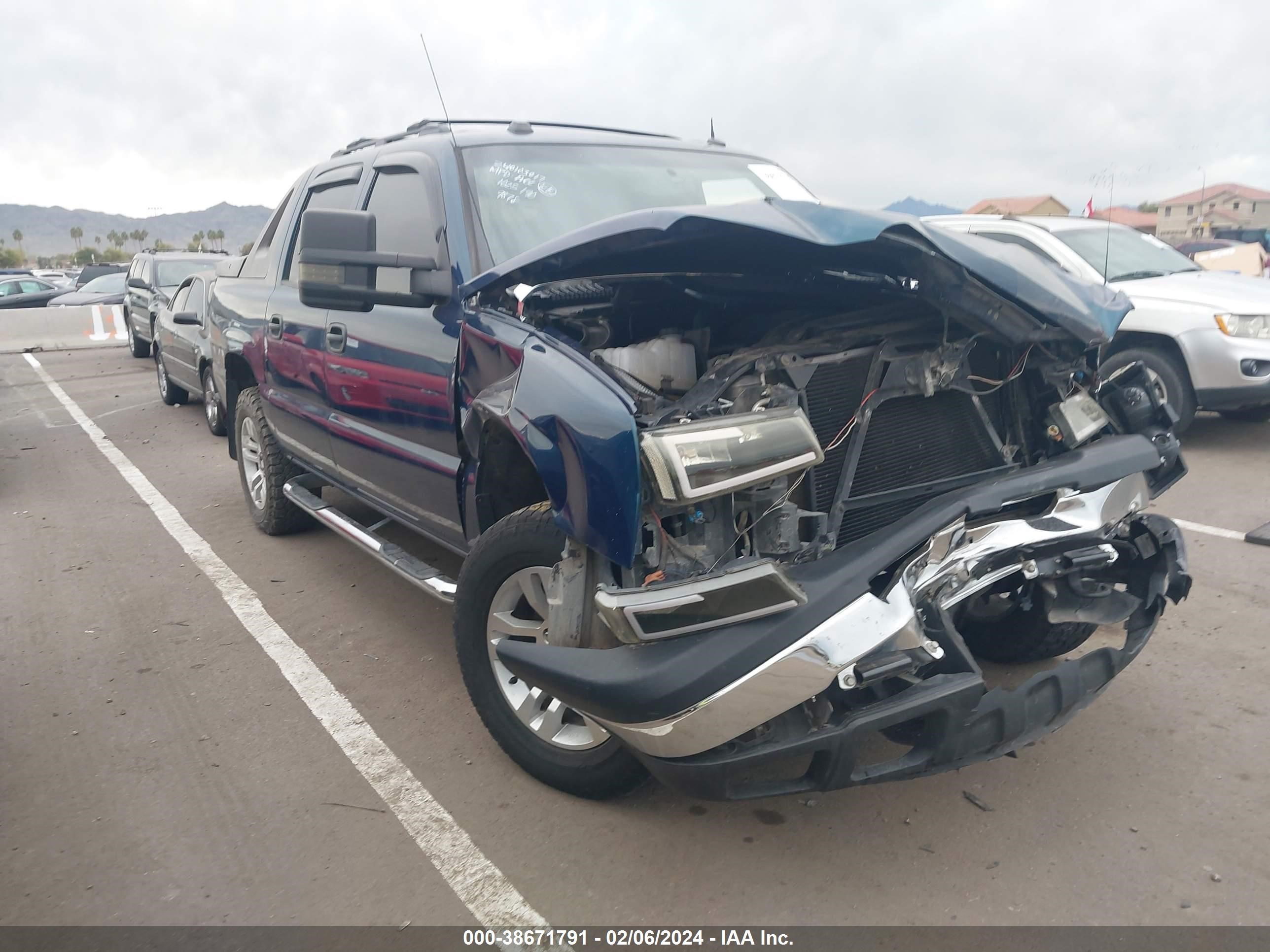 CHEVROLET AVALANCHE 2005 3gnec12z75g269878