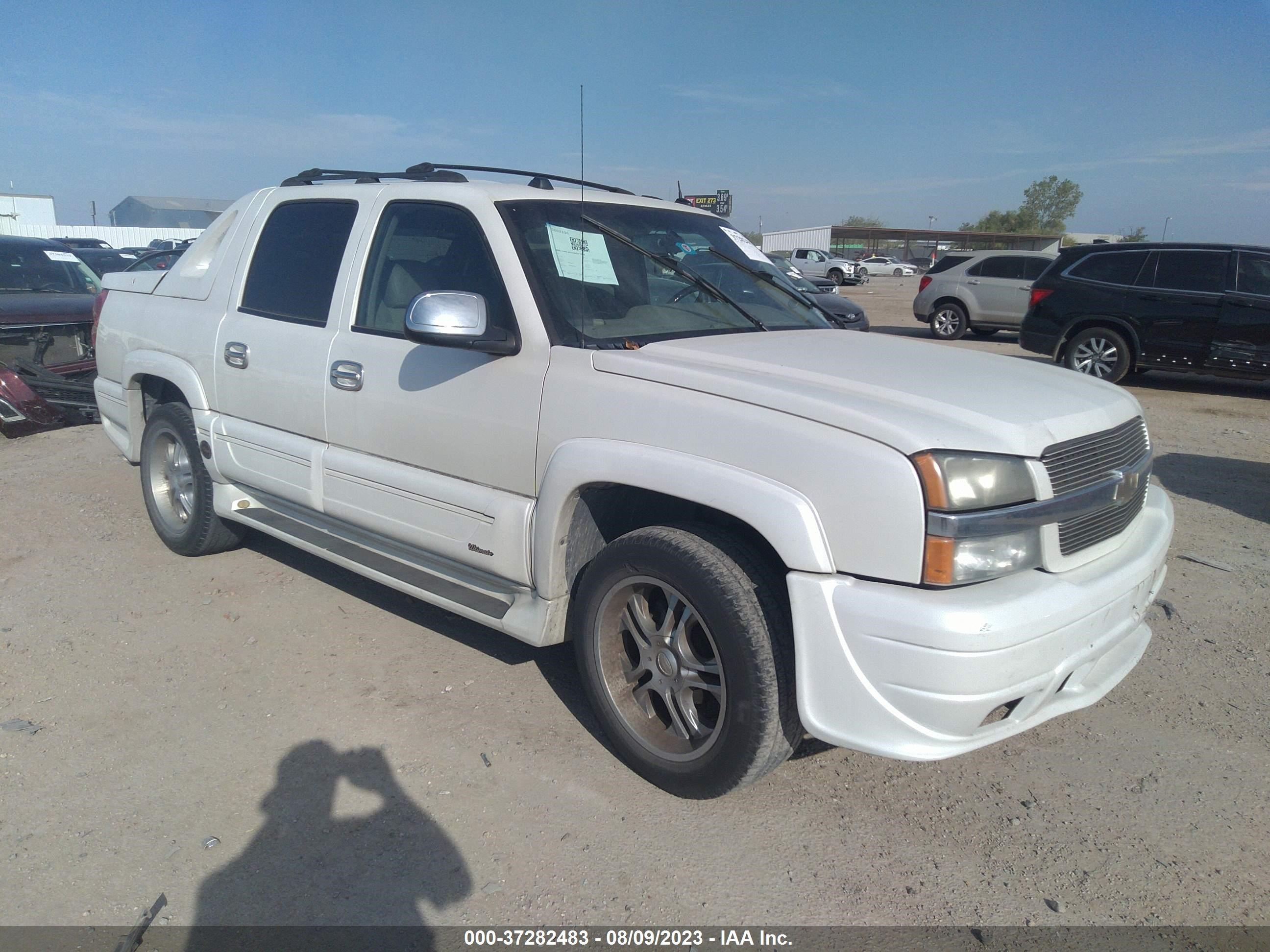 CHEVROLET AVALANCHE 2005 3gnec12z95g246540