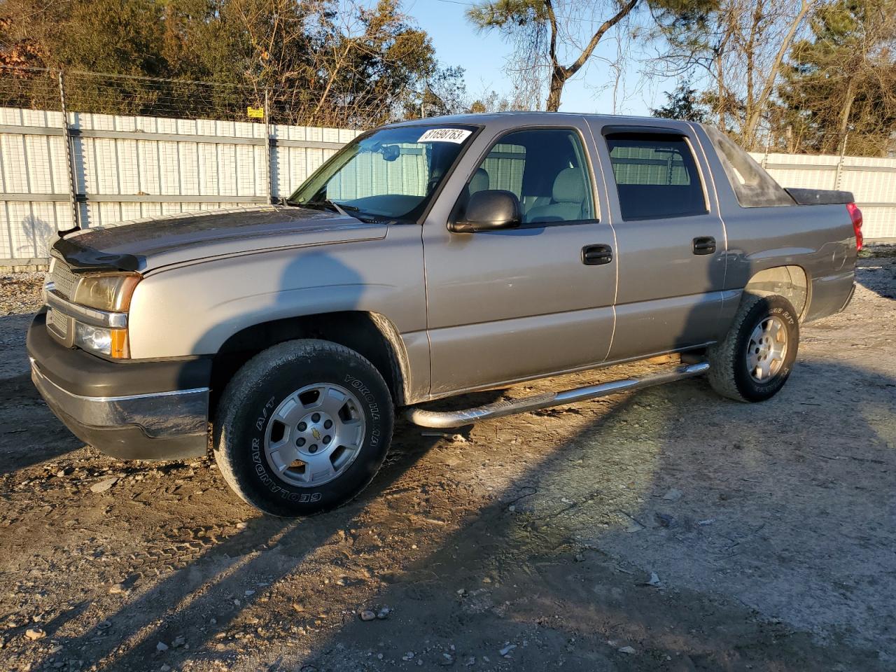 CHEVROLET AVALANCHE 2003 3gnec13t43g281915