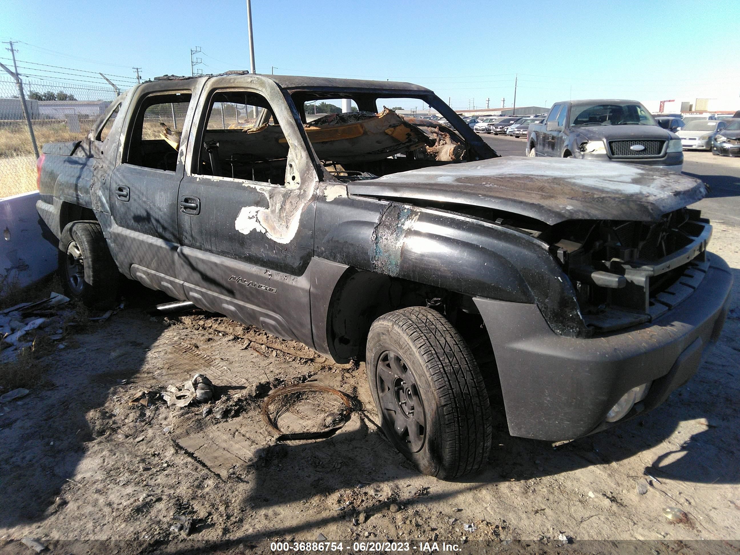 CHEVROLET AVALANCHE 2003 3gnec13t73g109720