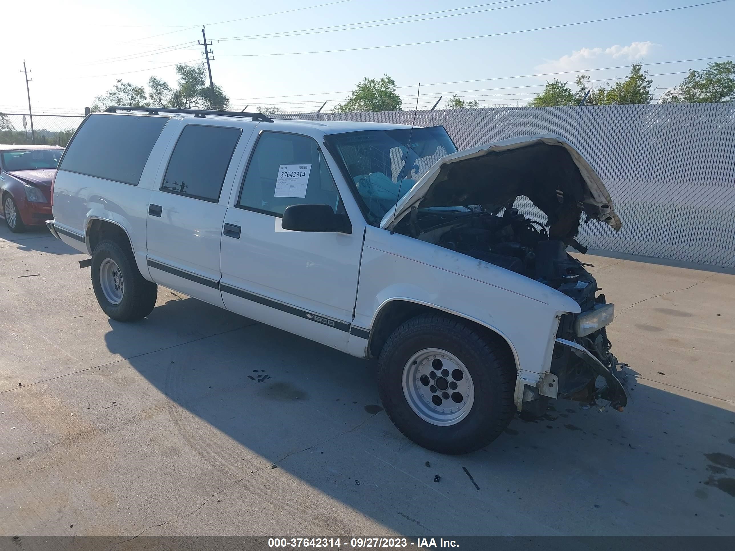 CHEVROLET SUBURBAN 1999 3gnec16r7xg158941