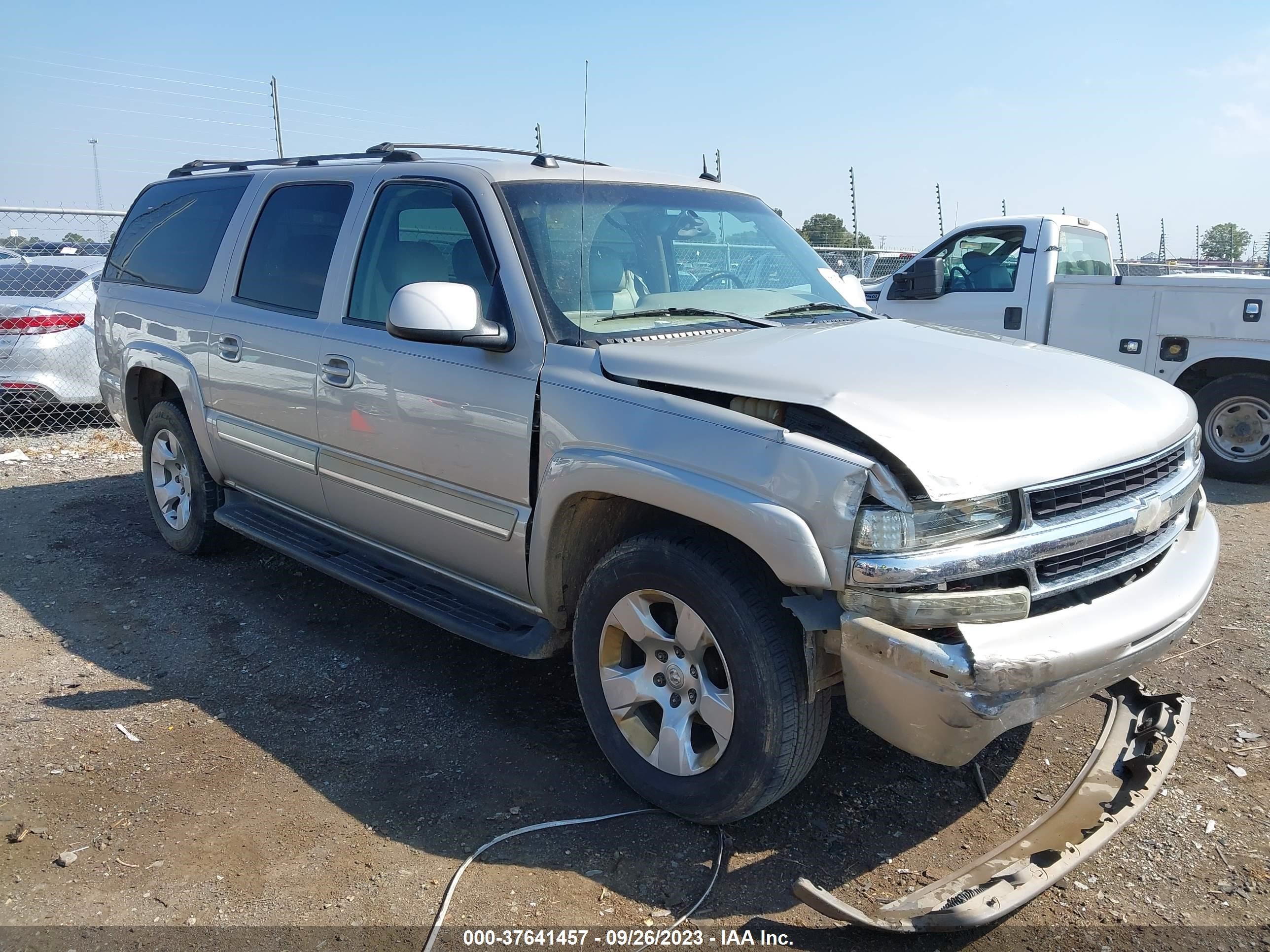 CHEVROLET SUBURBAN 2004 3gnec16z74g223833