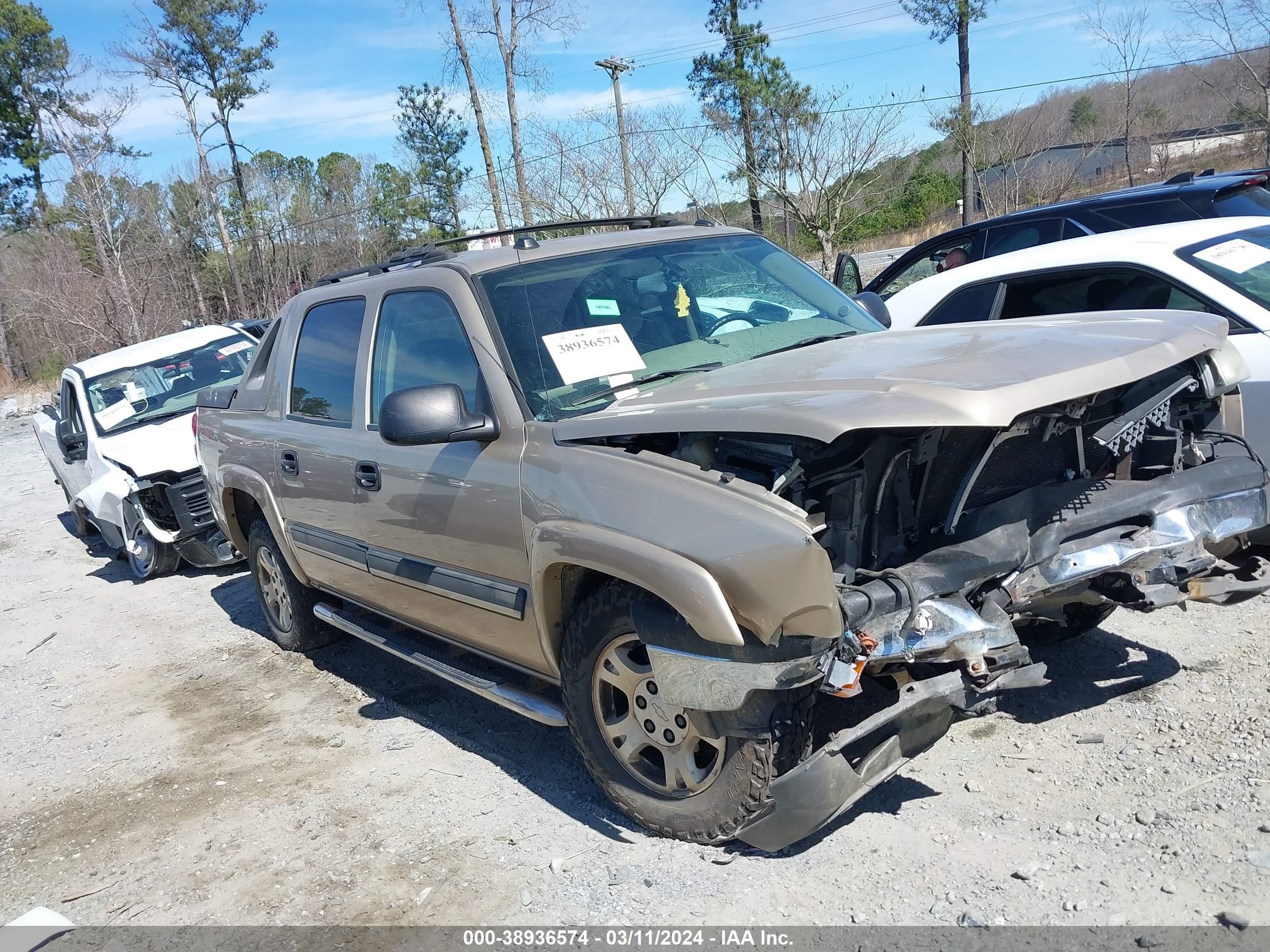 CHEVROLET AVALANCHE 2005 3gnek12z05g151755