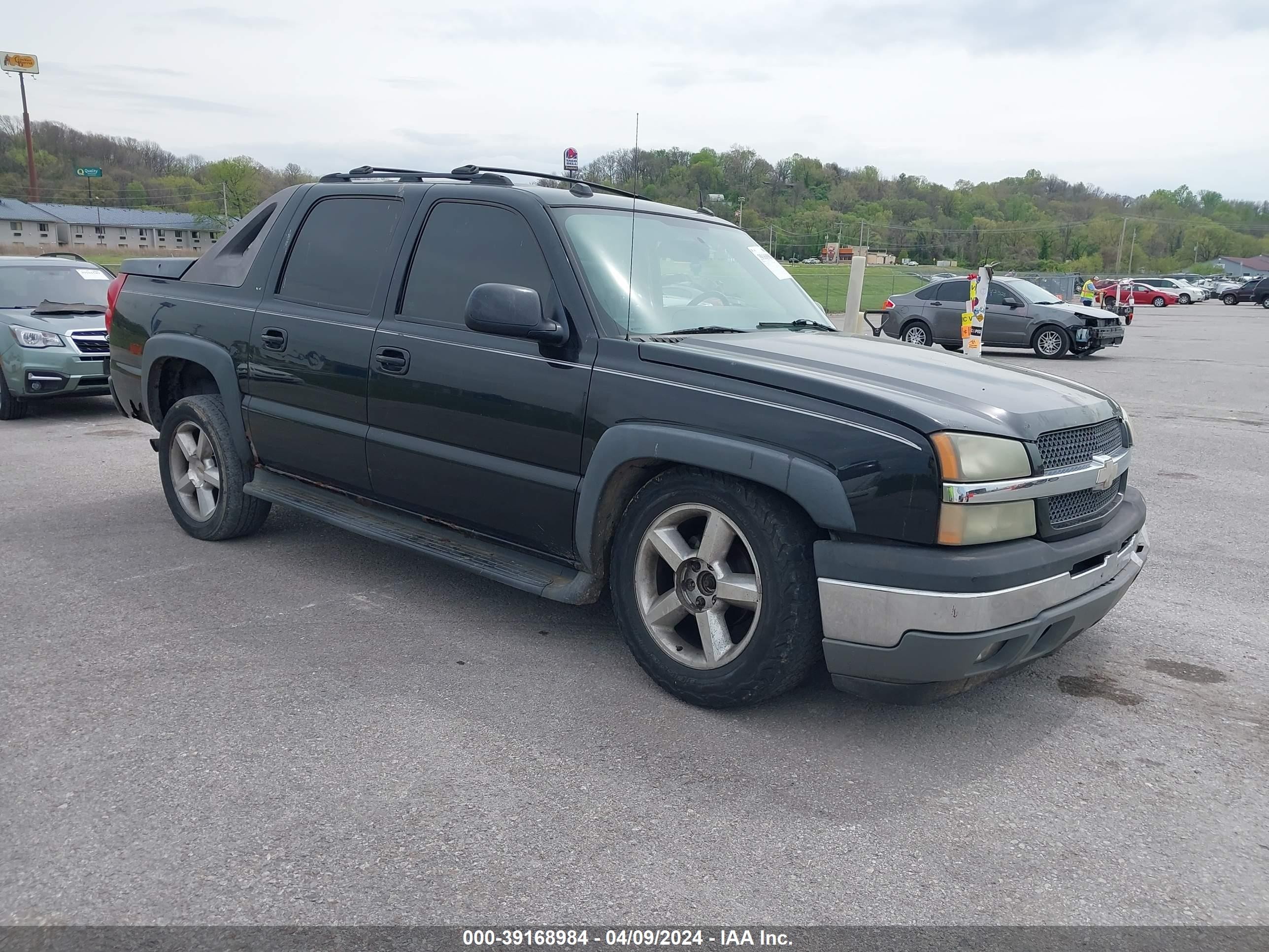 CHEVROLET AVALANCHE 2005 3gnek12z05g174260