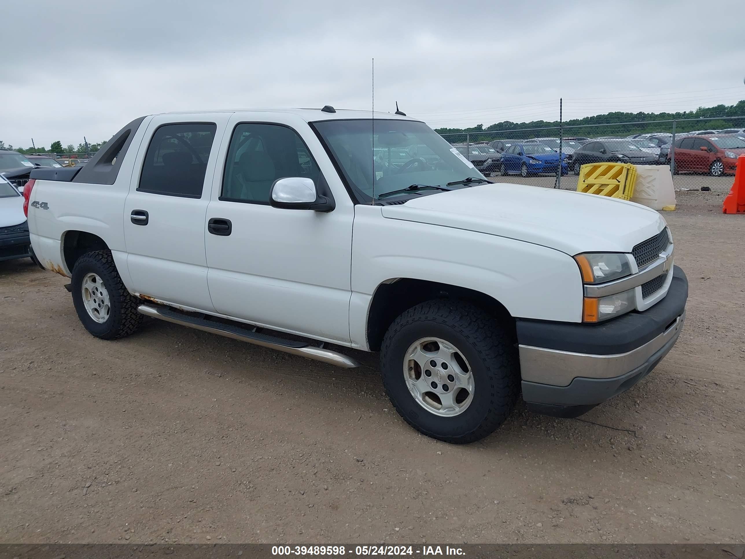 CHEVROLET AVALANCHE 2005 3gnek12zx5g224775