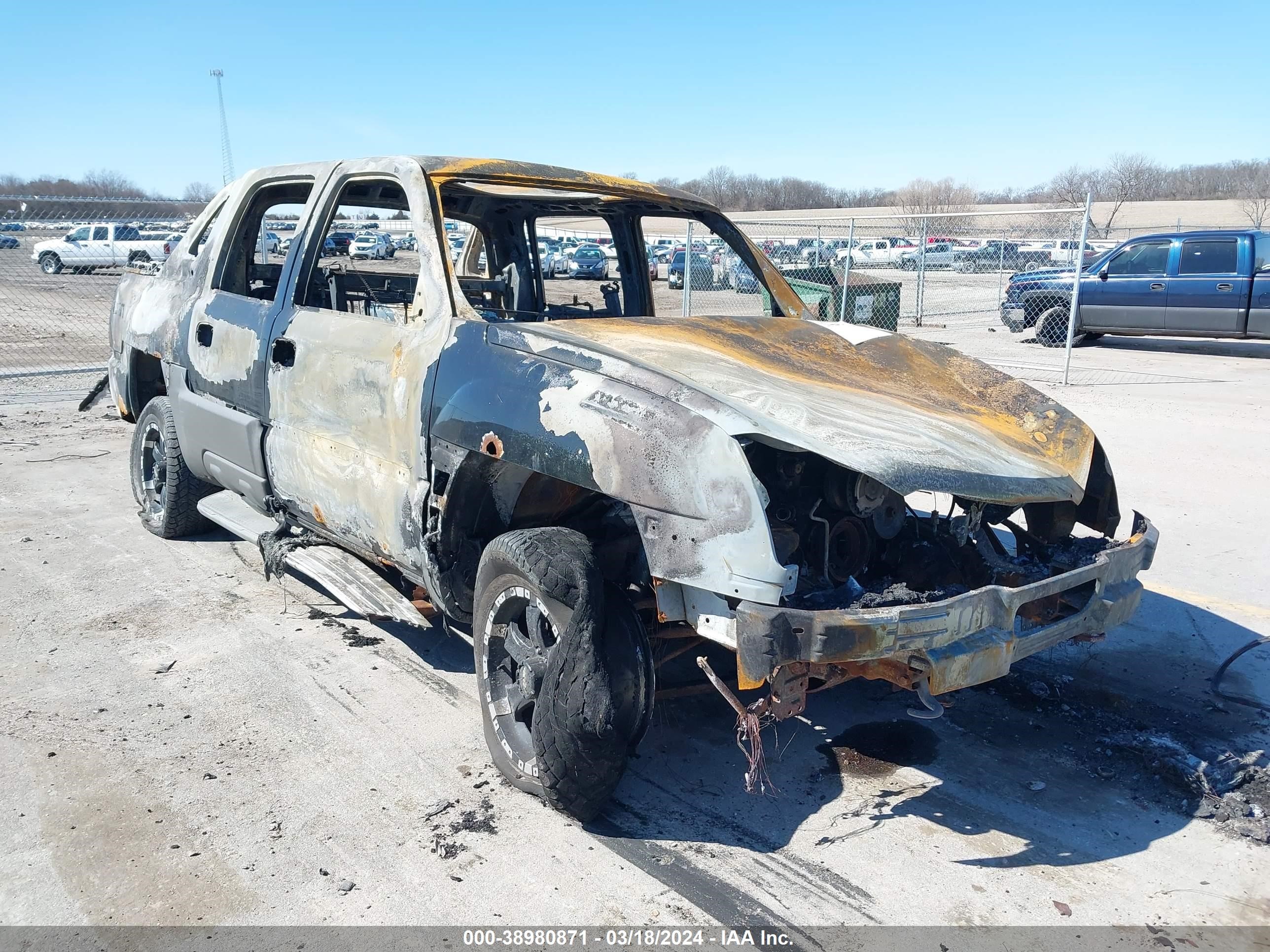 CHEVROLET AVALANCHE 2002 3gnek13t12g313771