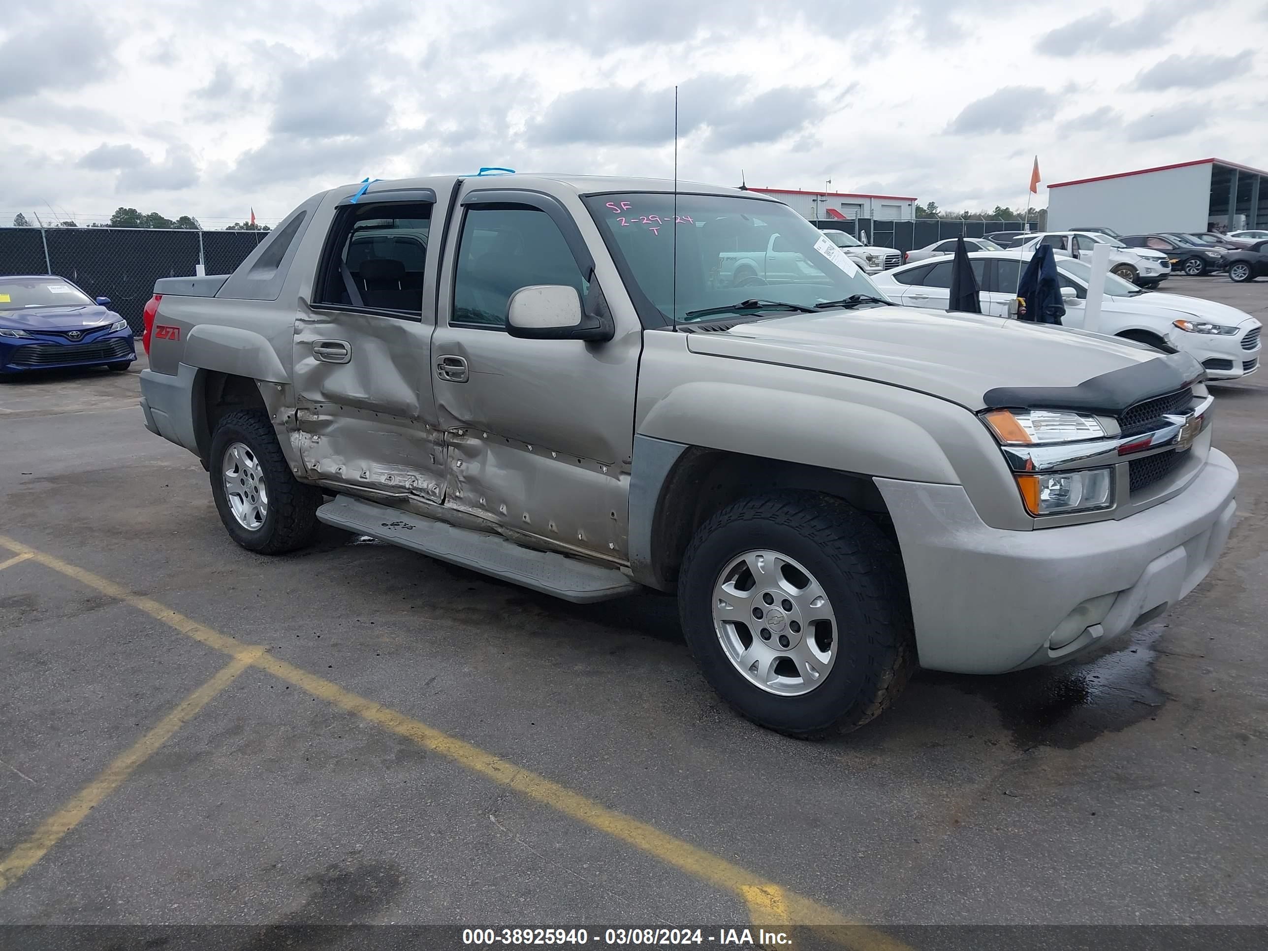 CHEVROLET AVALANCHE 2002 3gnek13t42g163008