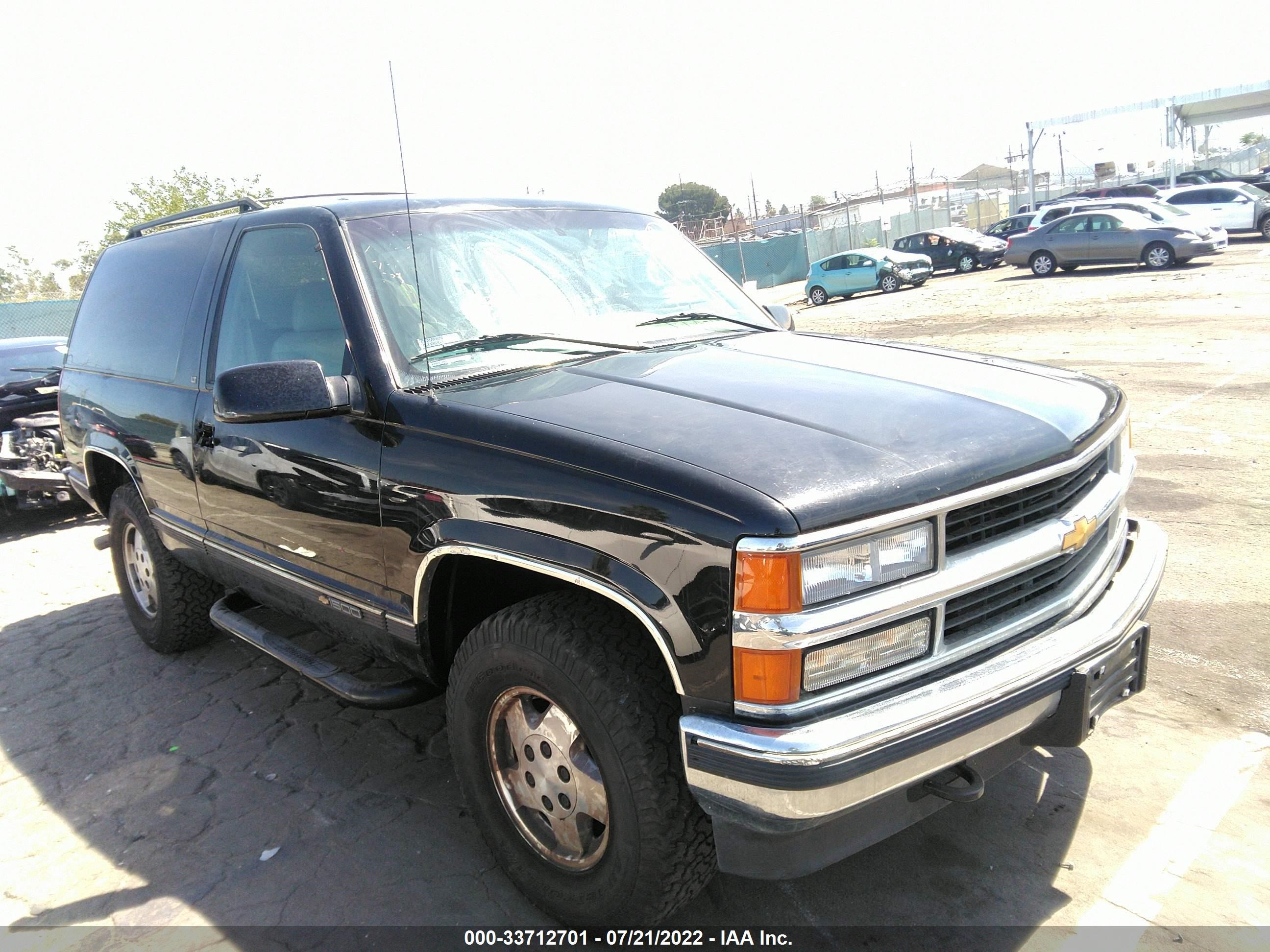 CHEVROLET TAHOE 1995 3gnek18k6sg111265